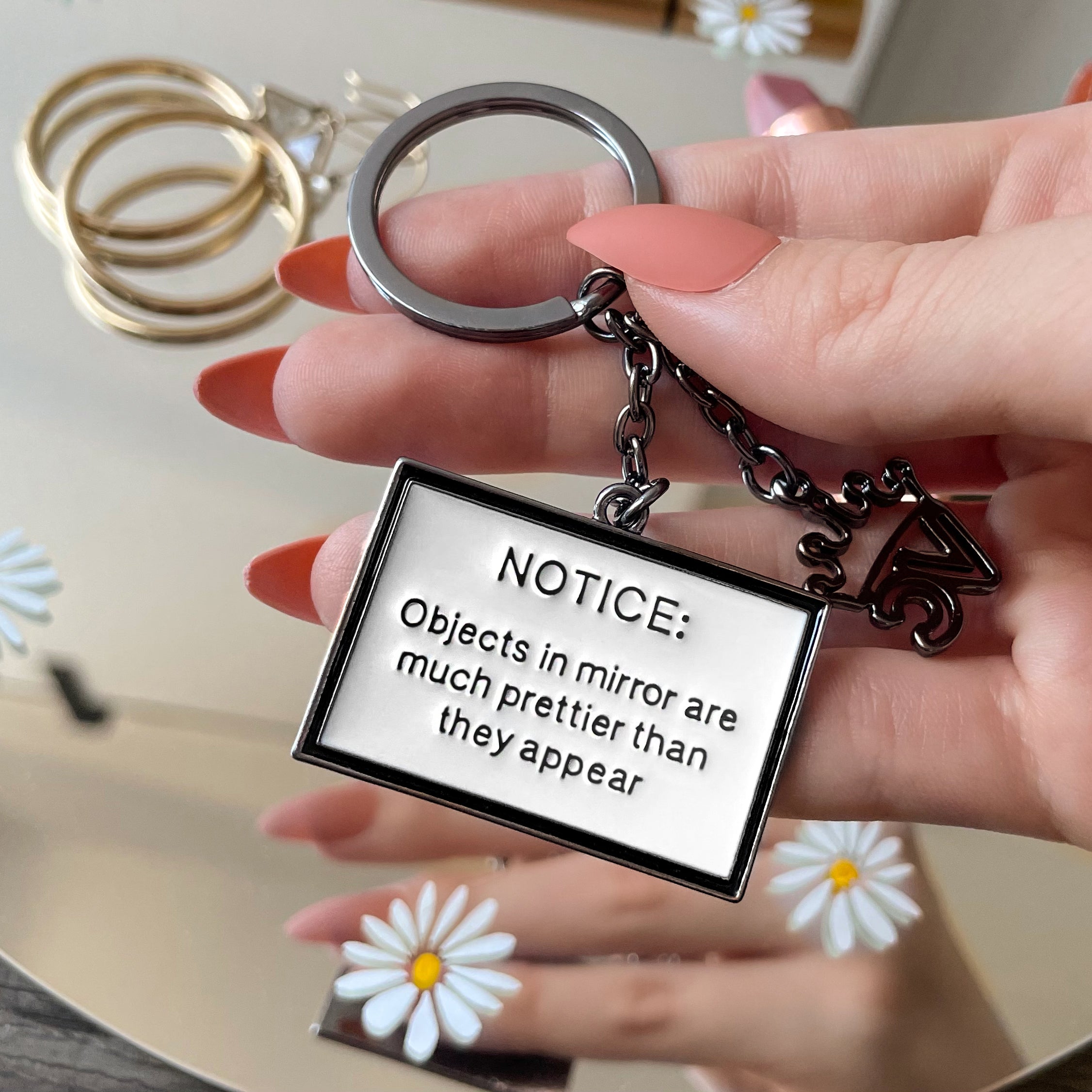 Custom Engraved Notice Keychain - Personalized Message Keychain for Keys, Bags & Gifts - Perfect for Home, Office & Travel Organization