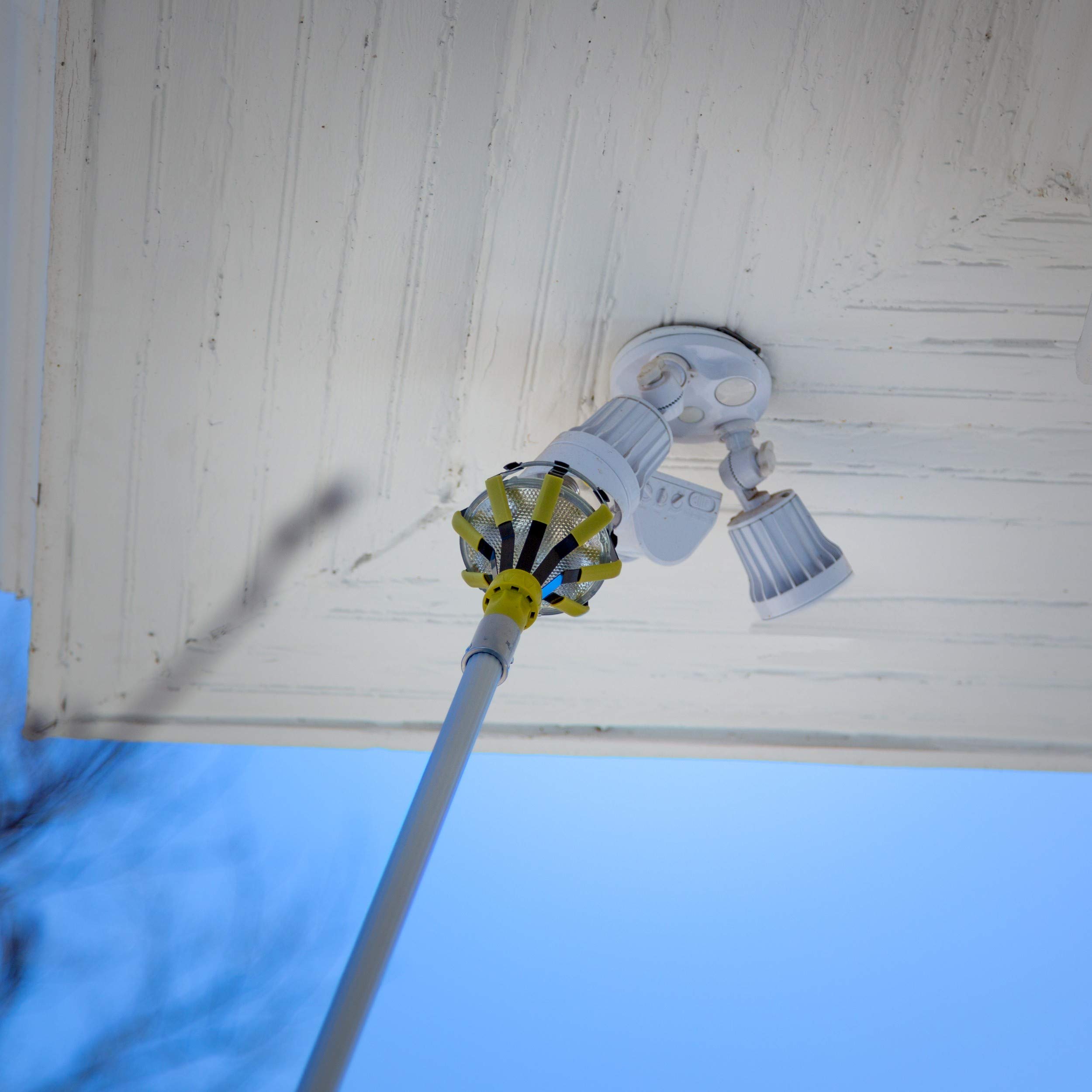 DOCA Heavy Duty Telescoping Light Bulb Changer Pole with Suction Cup & Cage Head - Extends 7-30 Ft for High Ceilings, Recessed Lights & Outdoor Flood Lights - Perfect for Home, Warehouse & Commercial Lighting Maintenance