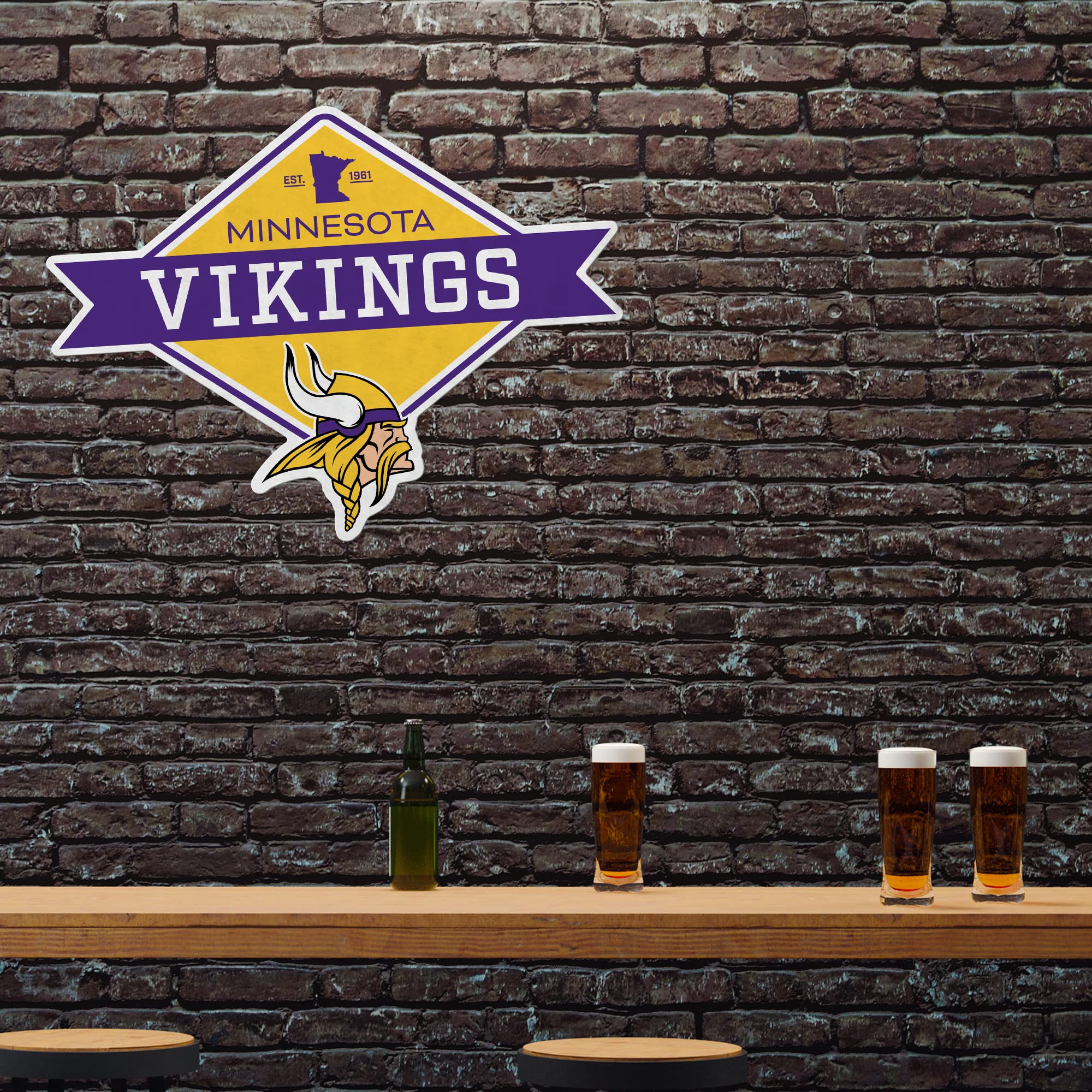 Minnesota Vikings NFL Diamond Shape Cut Pennant - Soft Felt Football Team Banner for Wall Decor - Perfect for Game Room, Man Cave, and Vikings Fan Gifts