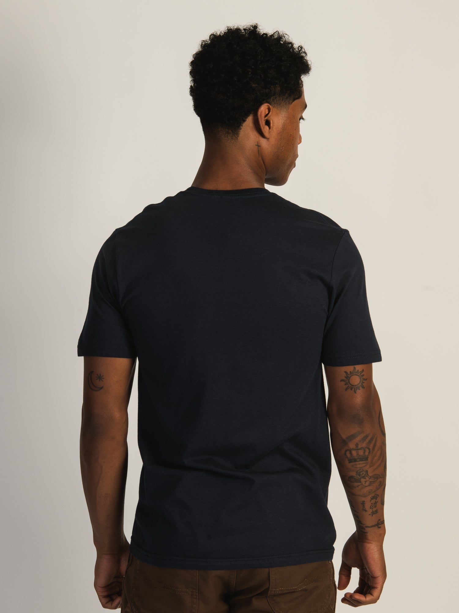 New York Yankees 47 Brand Big & Tall T-Shirt - Officially Licensed MLB Apparel for Men - Perfect for Game Day, Casual Wear & Sports Fans