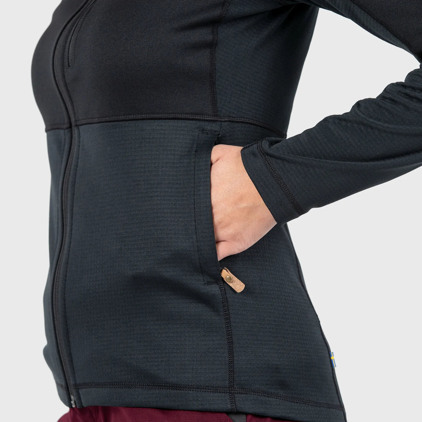 Fjallraven Abisko Trail Fleece Jacket for Women - Lightweight Hiking Fleece with Breathable Fabric - Perfect for Outdoor Adventures, Camping & Travel