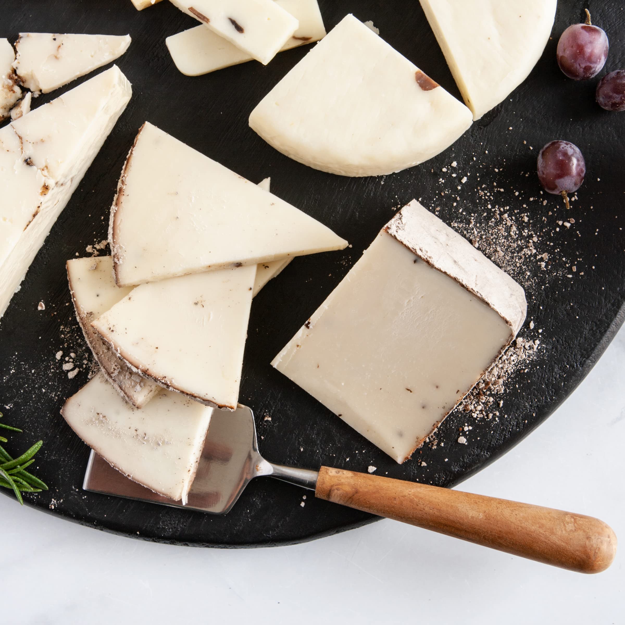 Premium igourmet Truffle Cheese Assortment - 5 Gourmet Truffle Cheeses: Boschetto al Tartufo Bianchetto, Raw Milk Gouda with Truffles, Moliterno Black Truffle Pecorino & Perlagrigia | Perfect for Wine Pairings, Charcuterie Boards & Gourmet Gifts