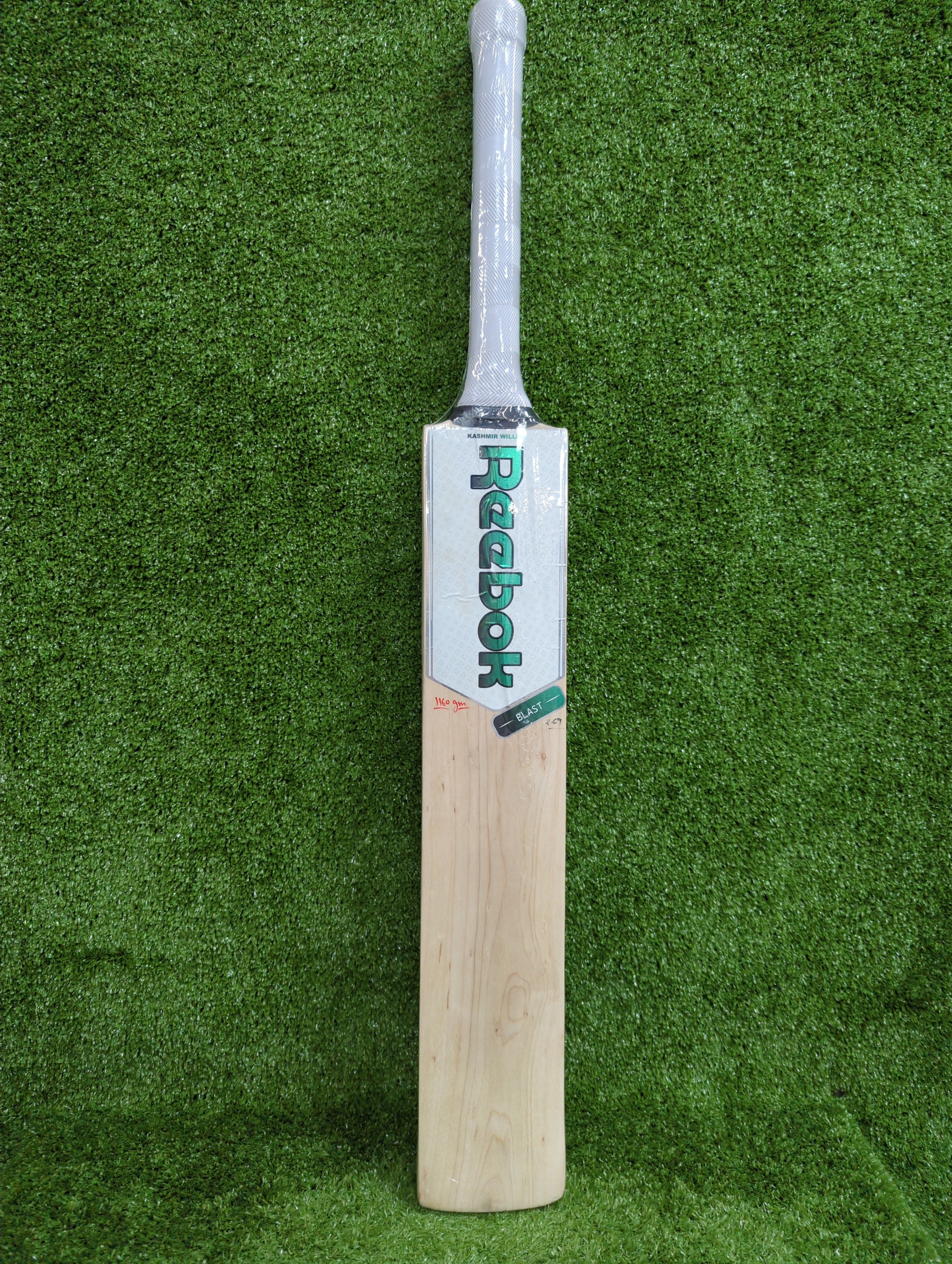 Reebok Blast Kashmir Willow Cricket Bat - Premium Quality for Professional & Amateur Players - Perfect for Matches, Practice & Training Sessions
