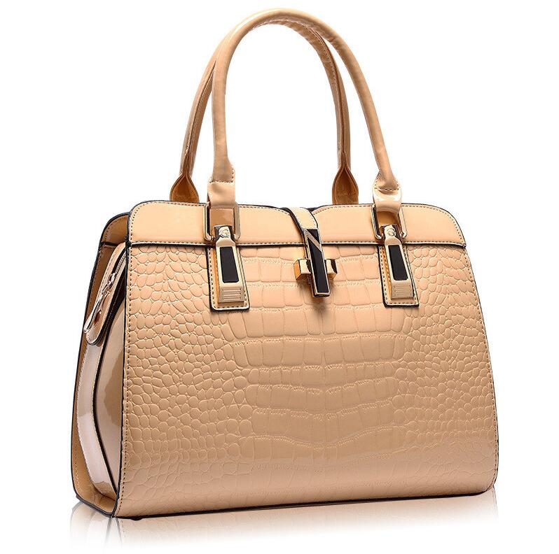 Stylish Messenger Tote Bags for Women - Fashionable Casual & Luxury Designer Shoulder Bags with High-Quality Pockets | Perfect for Work, Travel & Everyday Use
