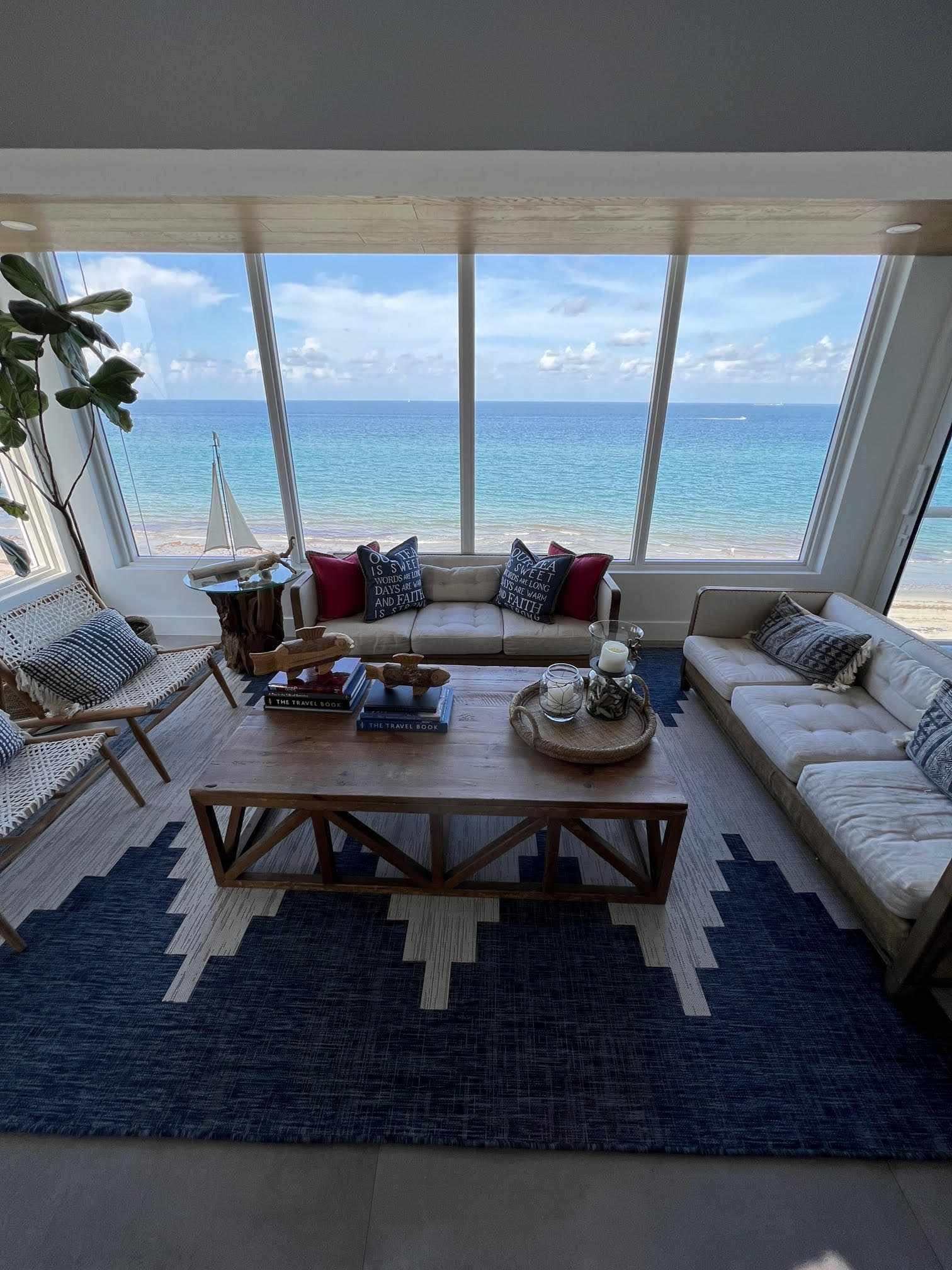 Hauteloom Djugun Waterproof Outdoor Rug - 7'10
