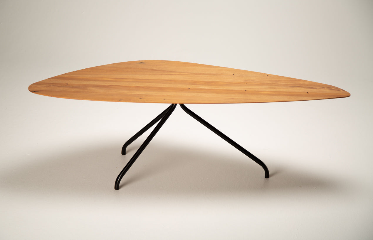 Modern Perret Coffee Table - Mid-Century Style Wooden Living Room Table with Storage Shelf | Perfect for Small Spaces, Apartments & Cozy Home Decor