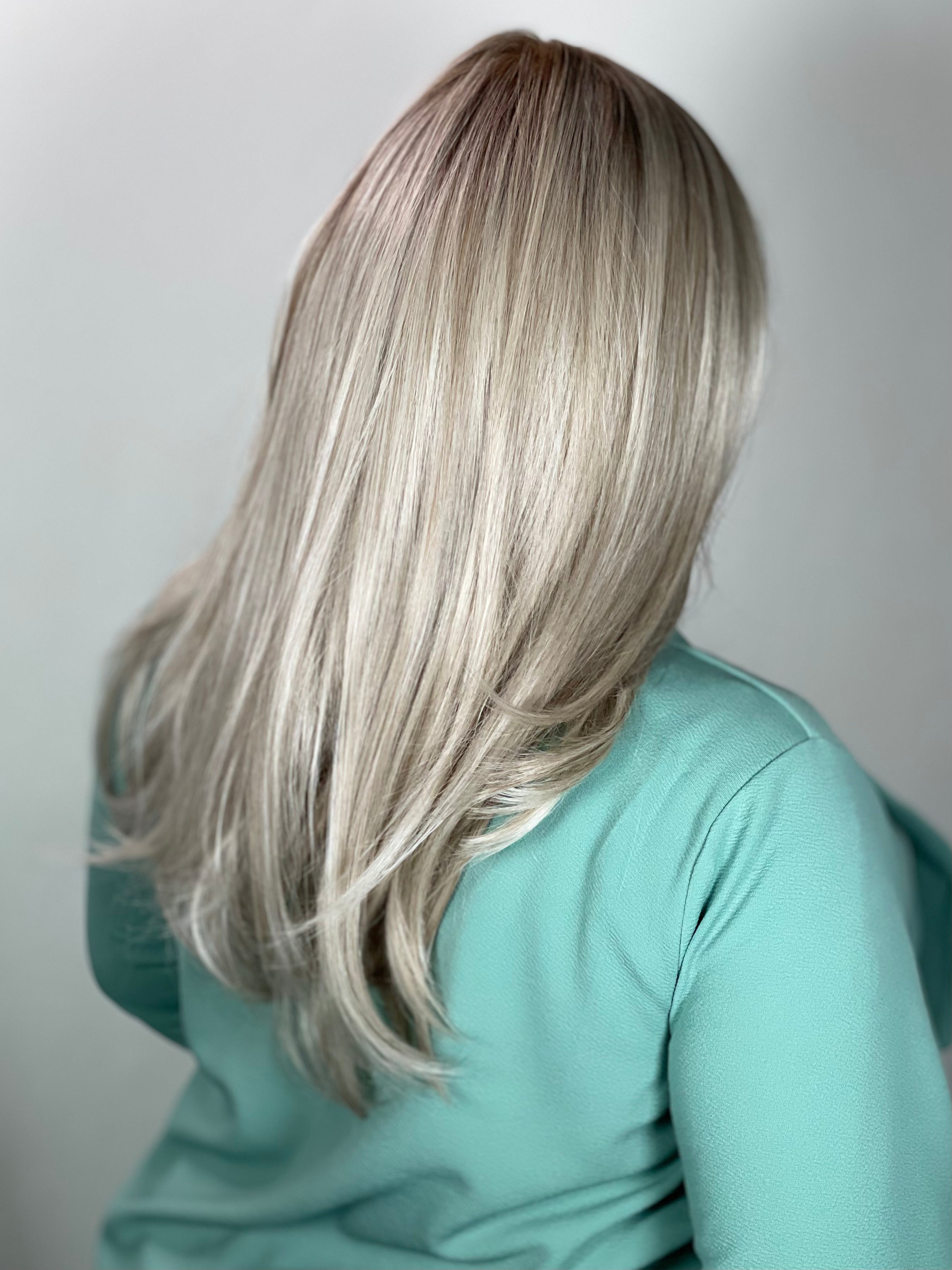 TIMELESS TOPPER 18 Straight Hair Topper for Women - Natural Looking Hairpiece for Thinning Hair - Perfect for Everyday Wear & Special Occasions