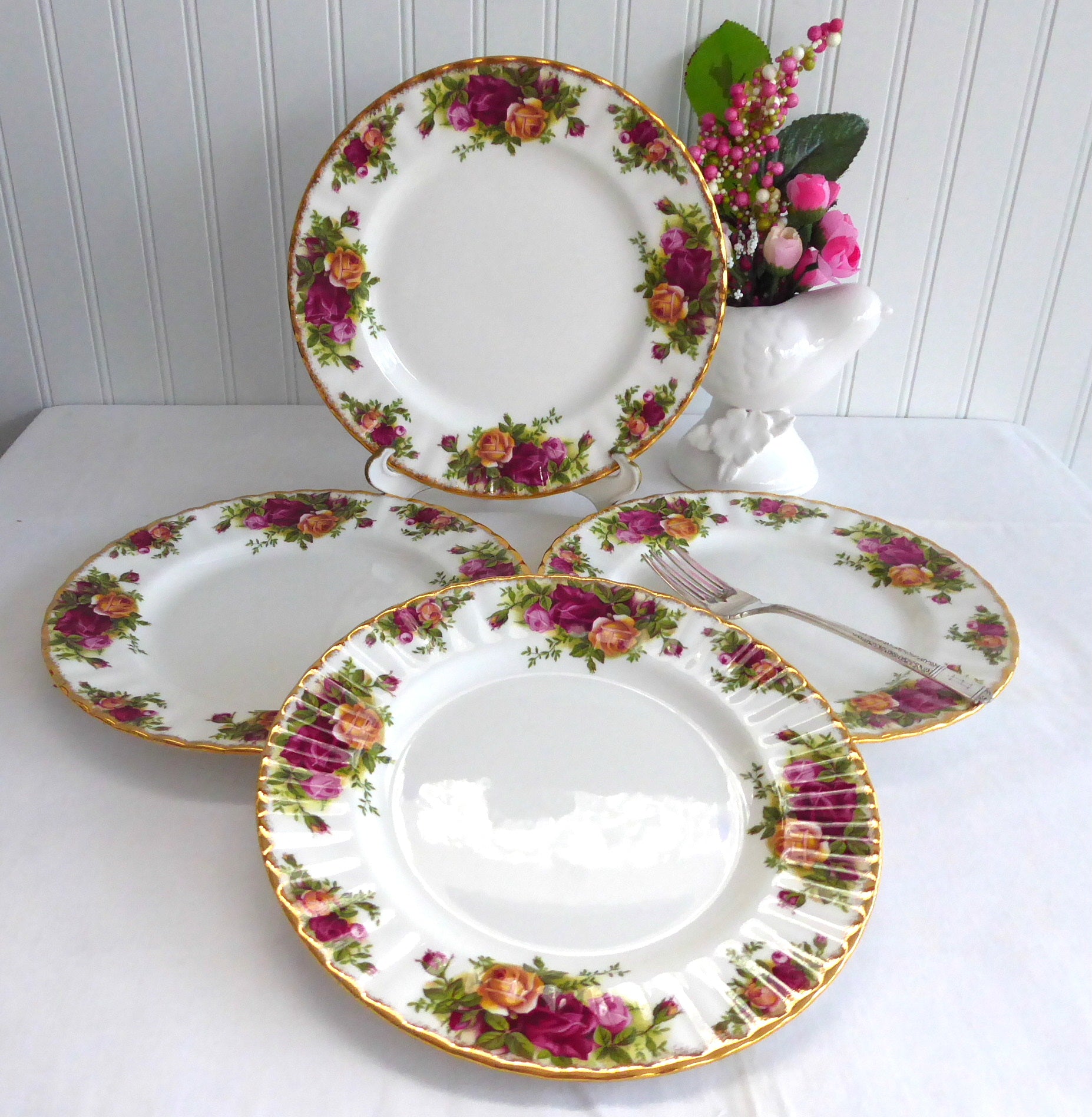 Royal Albert Old Country Roses 4-Piece Salad Plate Set - Vintage English Fine China from 1980s - Perfect for Afternoon Tea, Bridal Showers & Elegant Dining