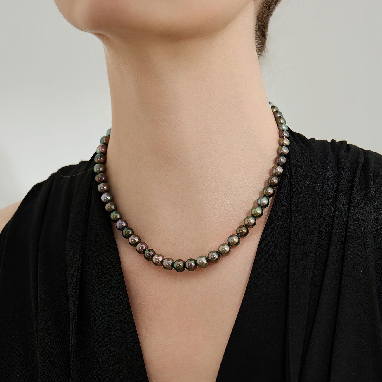 18K Solid Gold Aurora Tahitian Pearl Necklace - Elegant Peacock Jewelry for Women, Luxury Gift for Her, Perfect for Weddings & Special Occasions
