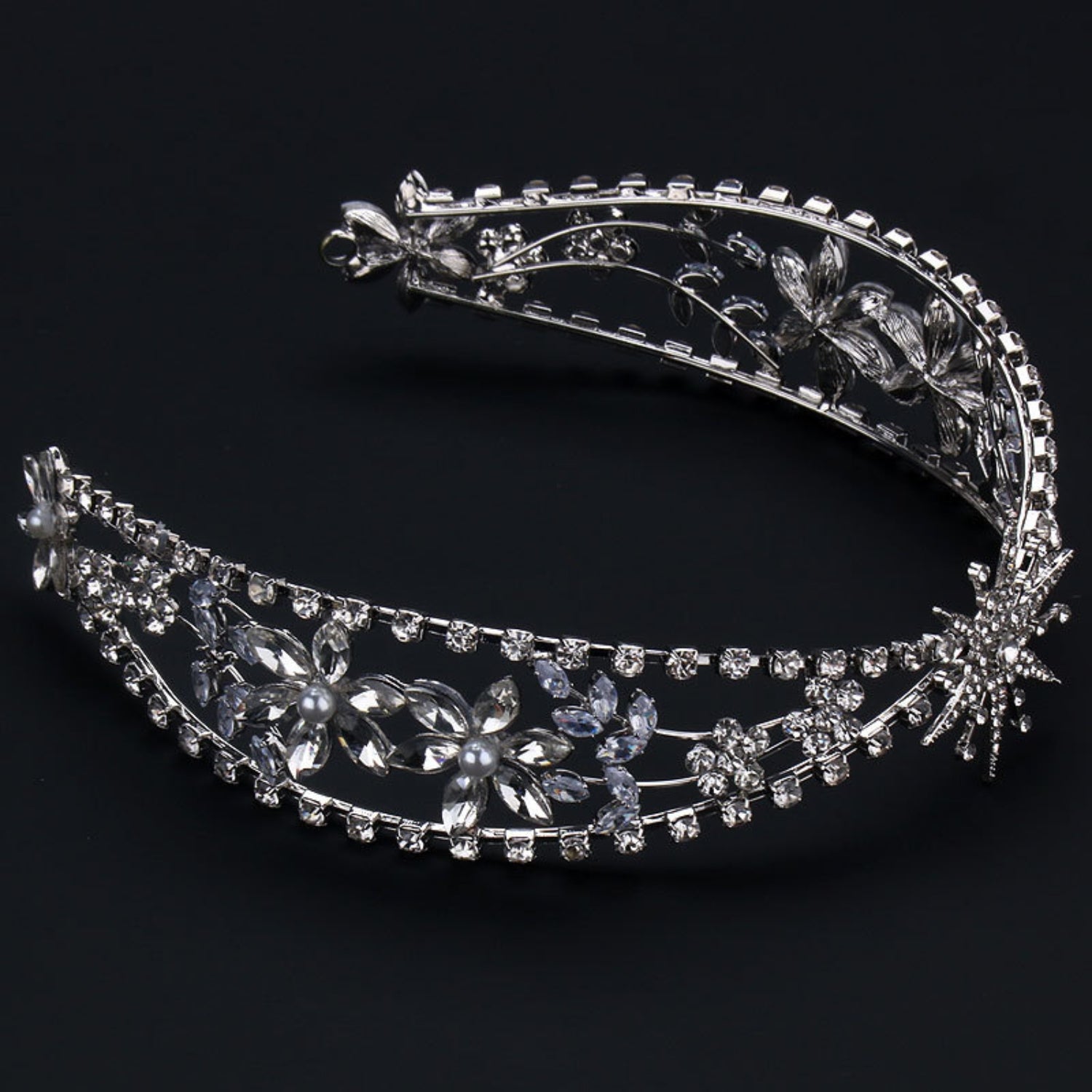 Sparkling Crystal Princess Crown for Women & Girls - Elegant Bridal Tiara Headband for Weddings, Parties & Special Occasions | Perfect for Birthday Celebrations, Prom, Pageants & Cosplay