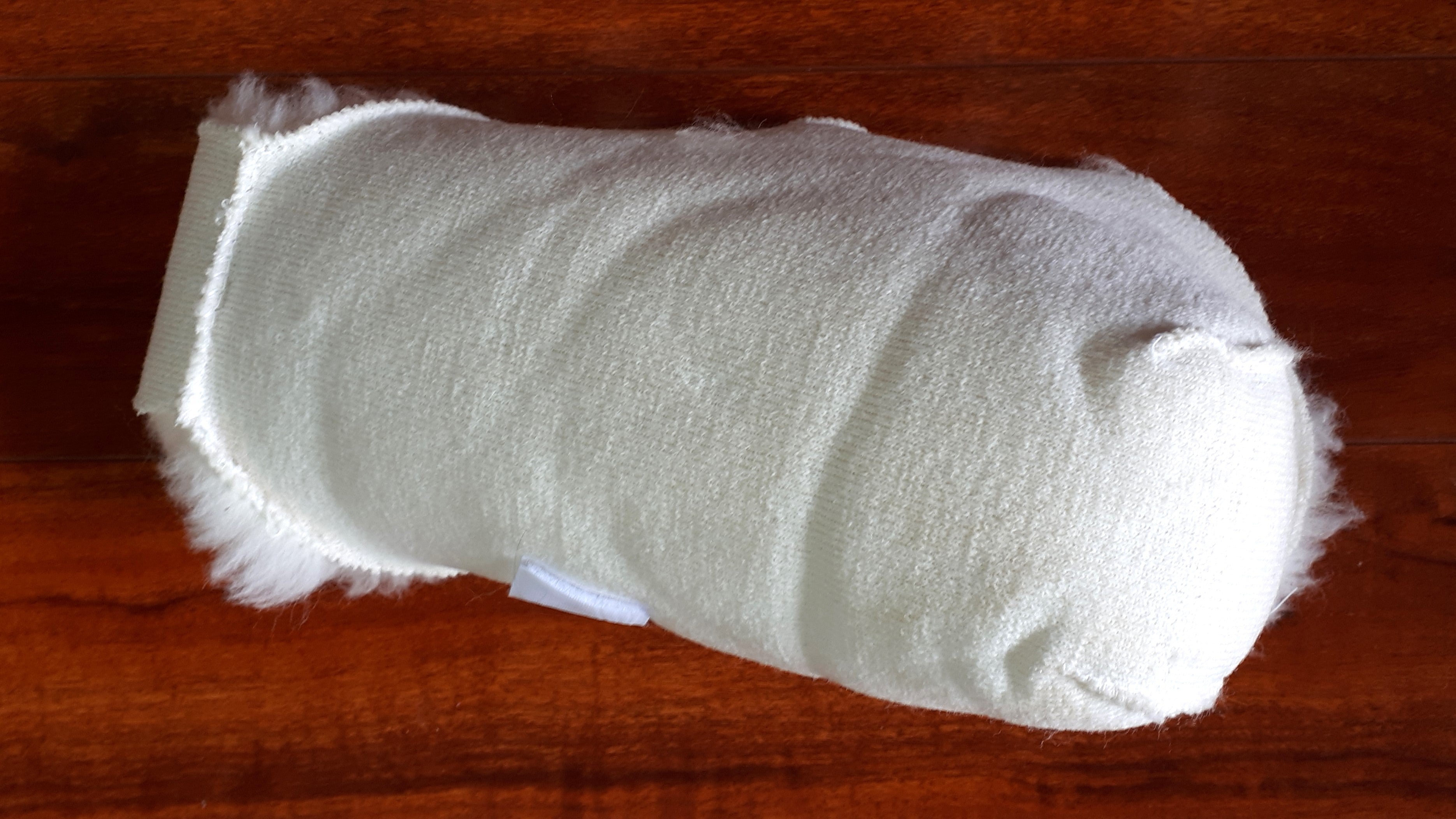 Premium Wool Closed Foot Protectors - Soft & Warm Winter Slippers for Indoor & Outdoor Use - Ideal for Cold Floors, Home Comfort & Arthritis Relief