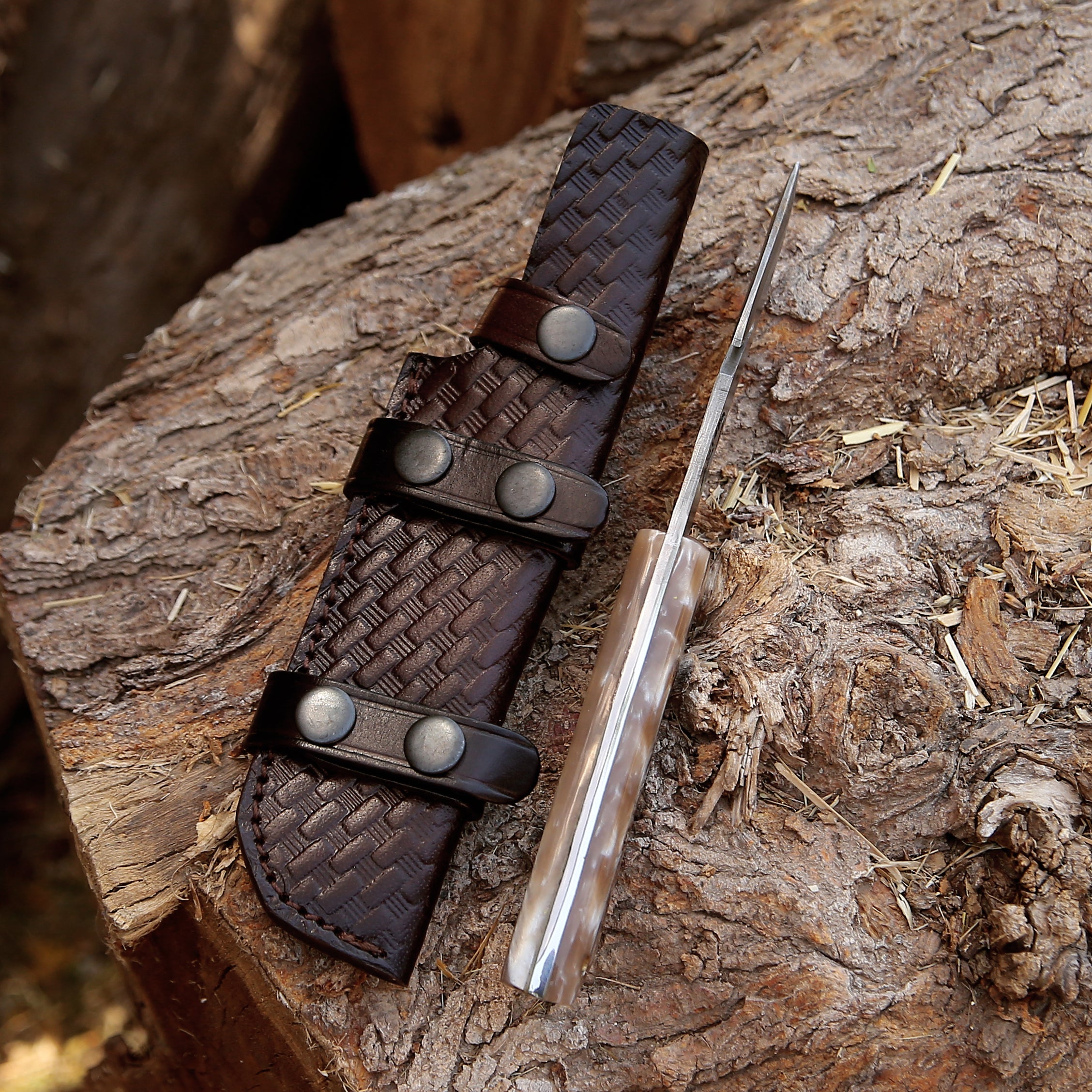 Premium Fusion Gut Hook Hunting Knife with Mother of Pearl Handle - Perfect for Field Dressing, Skinning Game, and Outdoor Survival Adventures