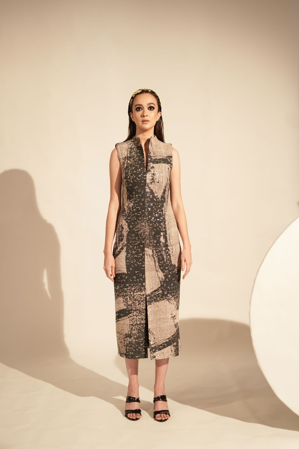 Black & White Stroke Print Bodycon Dress - Slim Fit Stretchy Party Dress for Women - Perfect for Night Out, Club, Date Night & Special Occasions