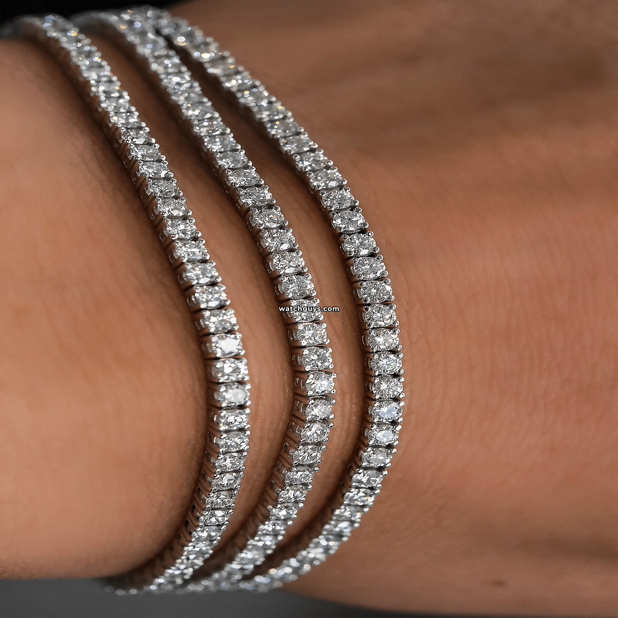 4.70 Carat Diamond Tennis Bracelet in 18k White Gold - Elegant Jewelry for Women, Perfect for Weddings, Anniversaries & Special Occasions
