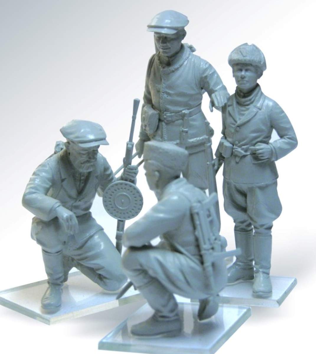 ICM Models 1/35 Scale WWII Soviet Partisans Plastic Model Building Kit - Military Diorama, Historical Collection & Wargaming Scenery