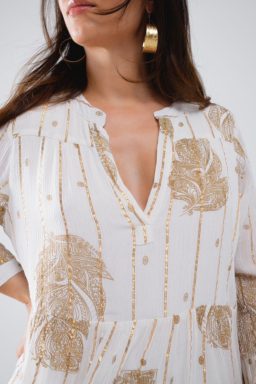 Bohemian Long Sleeve Robe with Leaf Print and Lurex Details in White - Perfect for Yoga, Beach Cover-Up, and Relaxing at Home