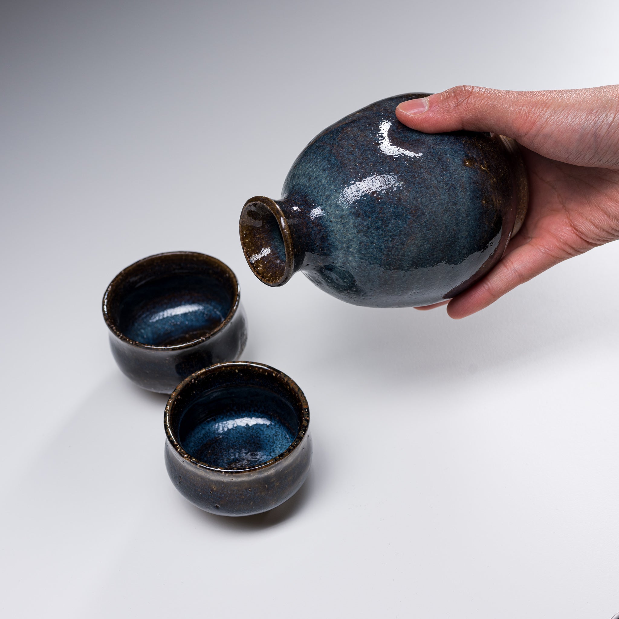 Premium Hagi Ware Seiryu Sake Set - Handcrafted Japanese Ceramic Sake Cups & Decanter with Galaxy Glaze - Perfect for Traditional Japanese Dining, Gift Giving & Home Bar Decor