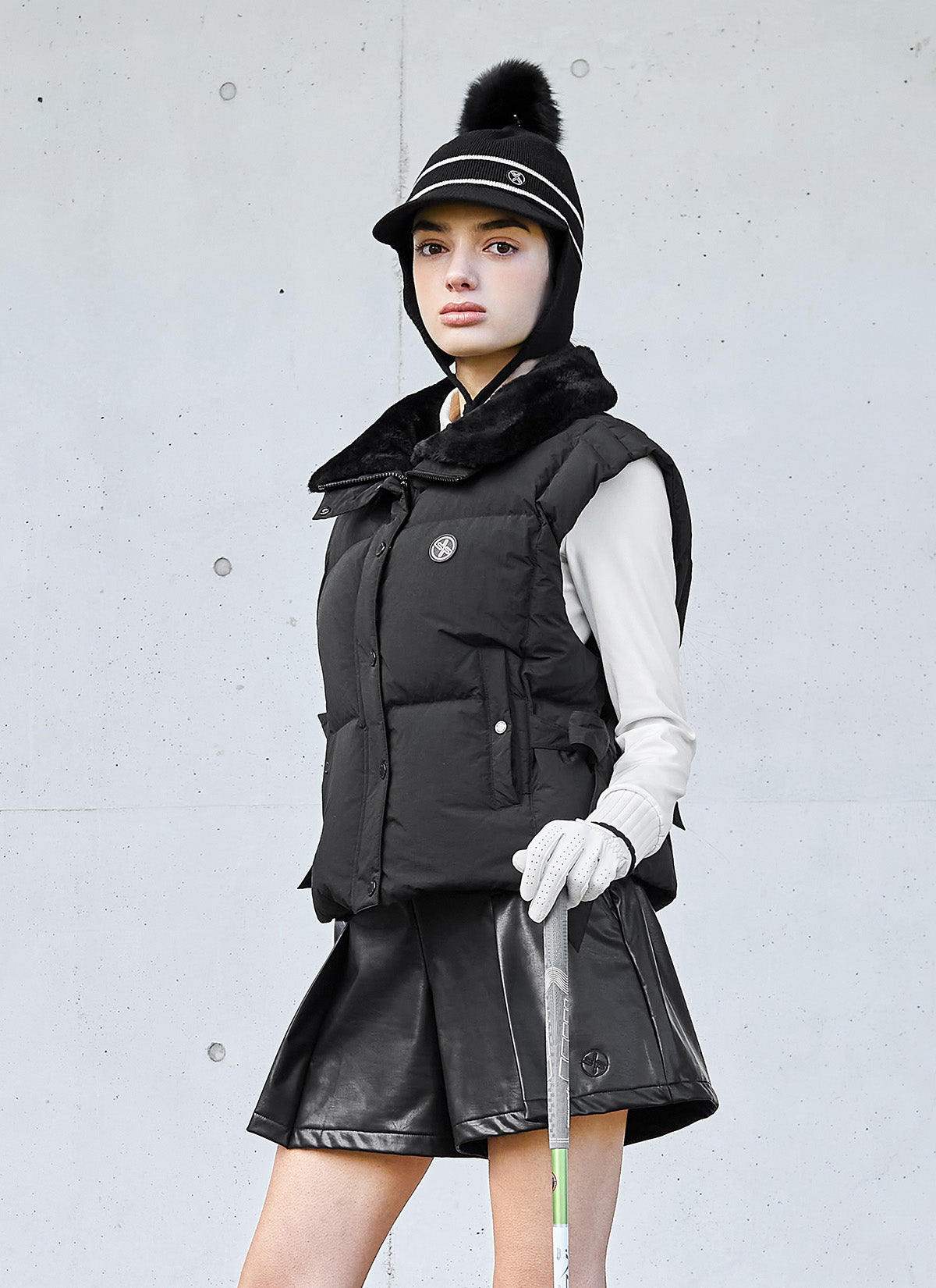 Women's Faux Fur Collar Goose Down Vest - Warm Winter Puffer Jacket for Outdoor Activities & Casual Wear