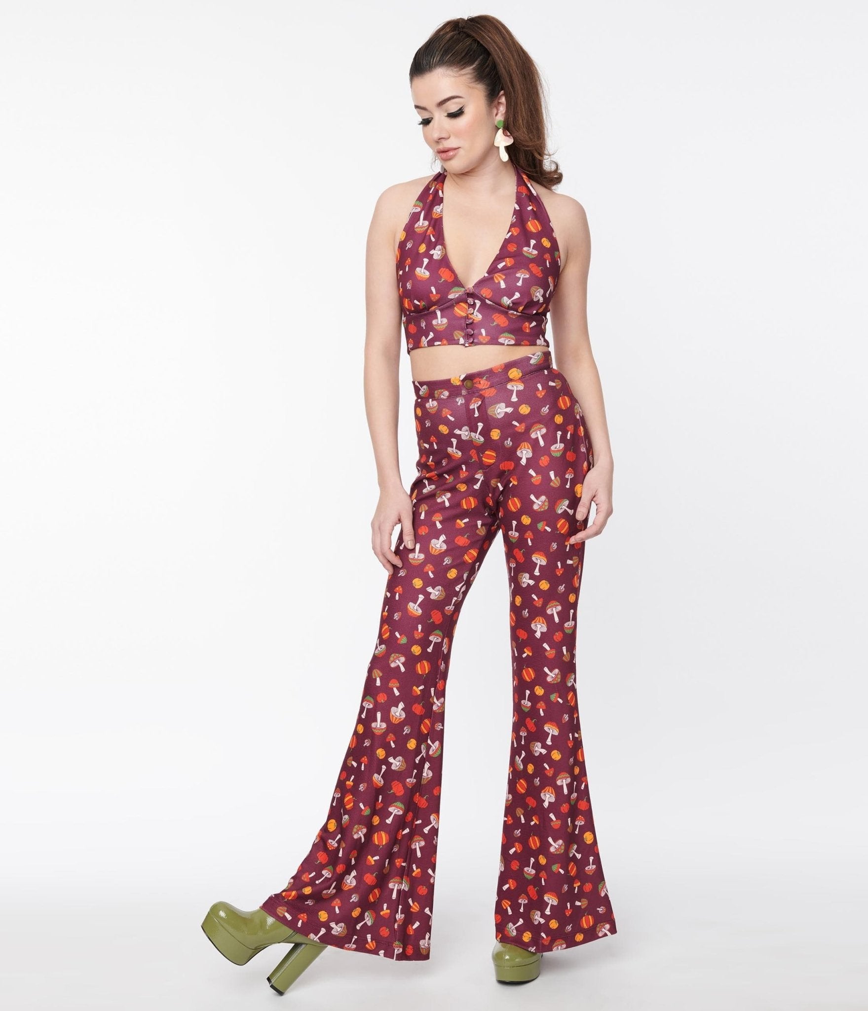 Smak Parlour Retro 1970s Purple Pumpkin & Mushroom Print Flare Pants - Vintage Boho Hippie Style High Waisted Bell Bottoms for Women | Perfect for Music Festivals, Parties & 70s Theme Outfits