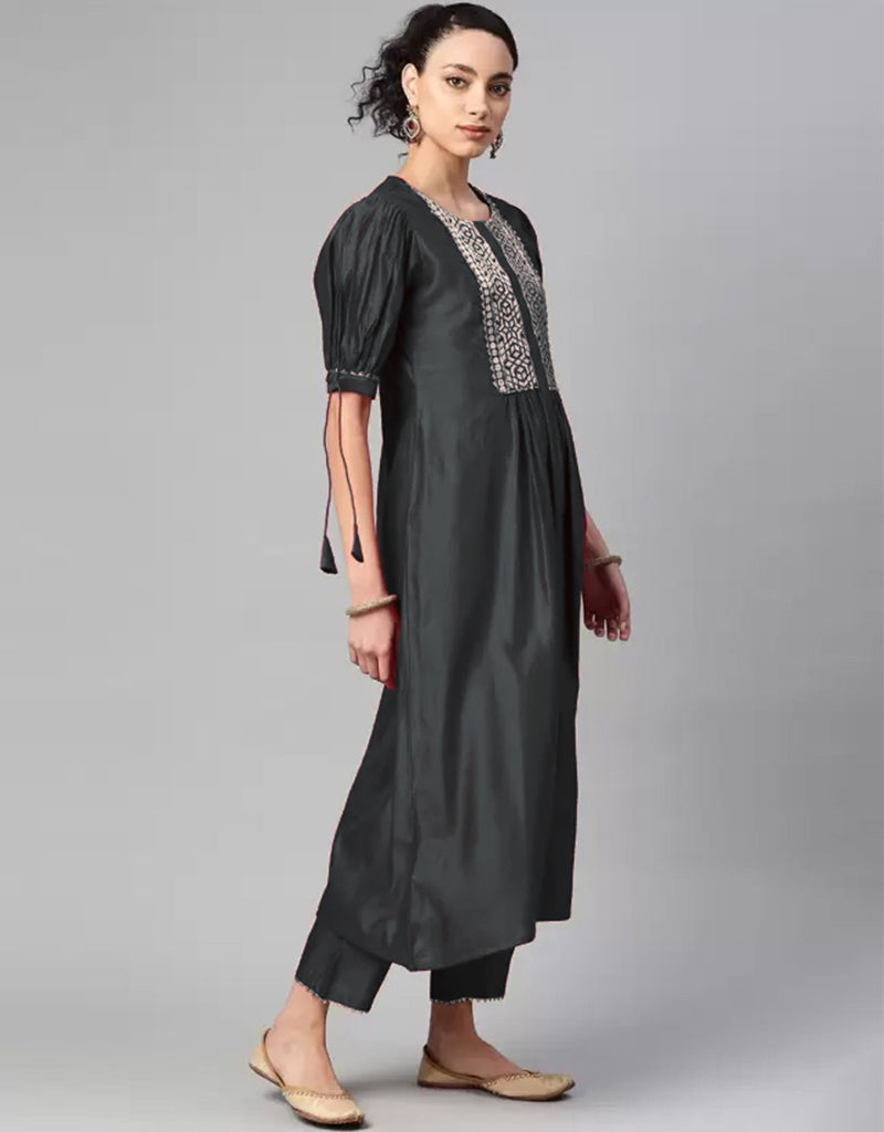 Stylish Black Viscose Rayon Pant Suit for Women - Professional Office Wear & Business Attire - Perfect for Work, Interviews, and Formal Events
