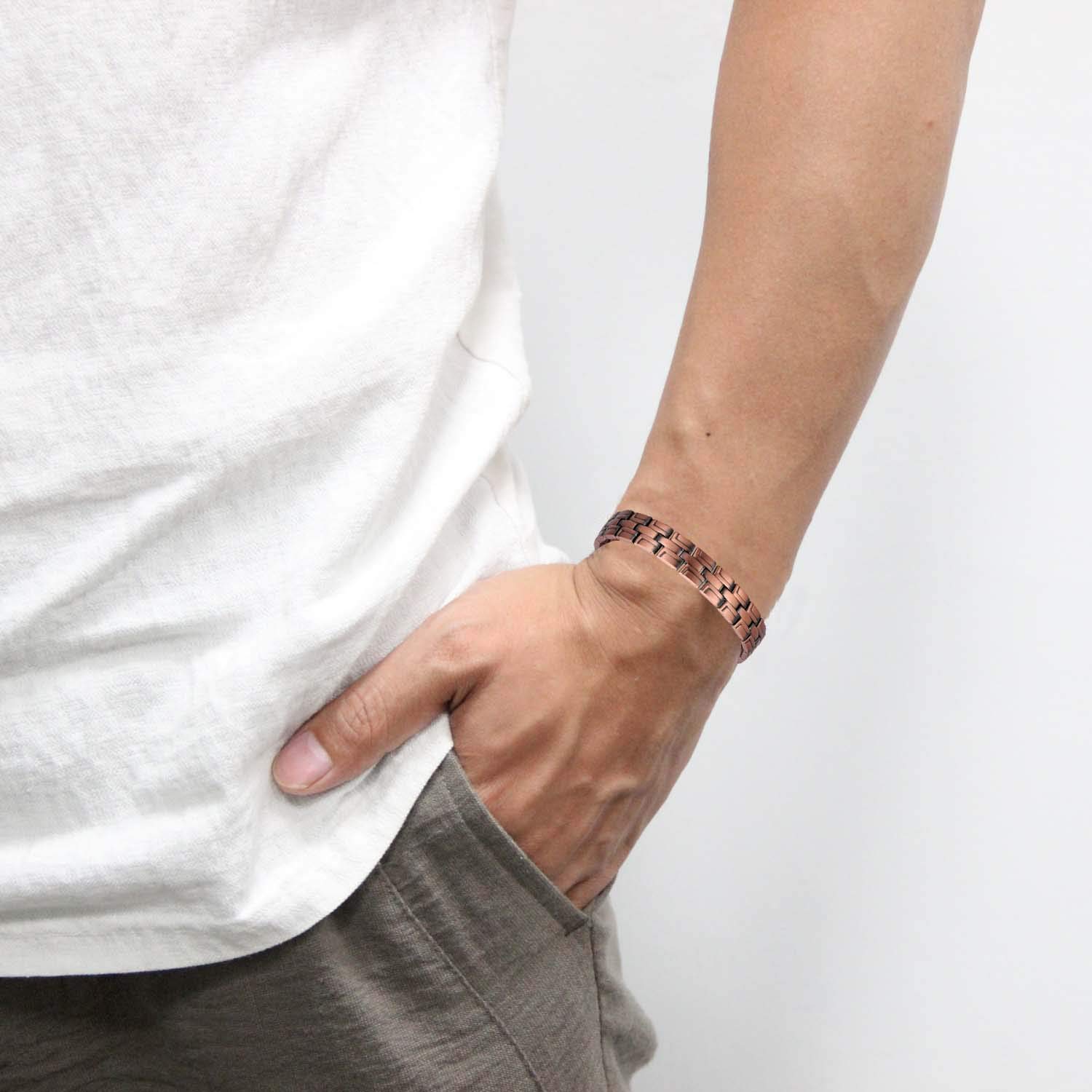 MagEnergy Men's Copper Magnetic Bracelets - 99.9% Pure Copper Therapy Bracelet with Strong Magnets, Adjustable Magnetic Jewelry with Sizing Tool - Pain Relief & Improved Circulation for Active Men