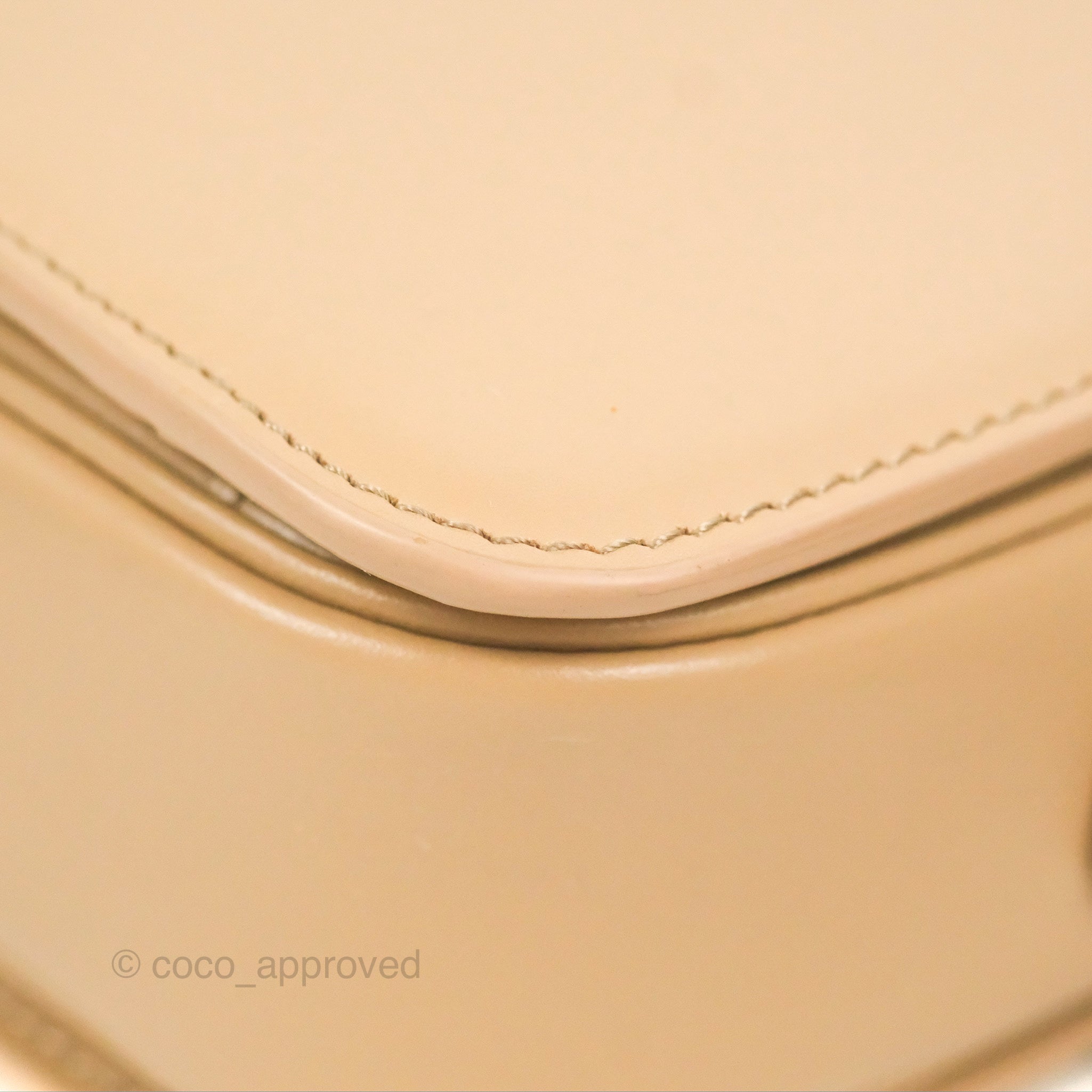 Celine Teen Triomphe Bag in Shiny Calfskin - Light Beige Crossbody Purse for Women | Elegant Everyday Handbag for Work, Dating & Special Occasions