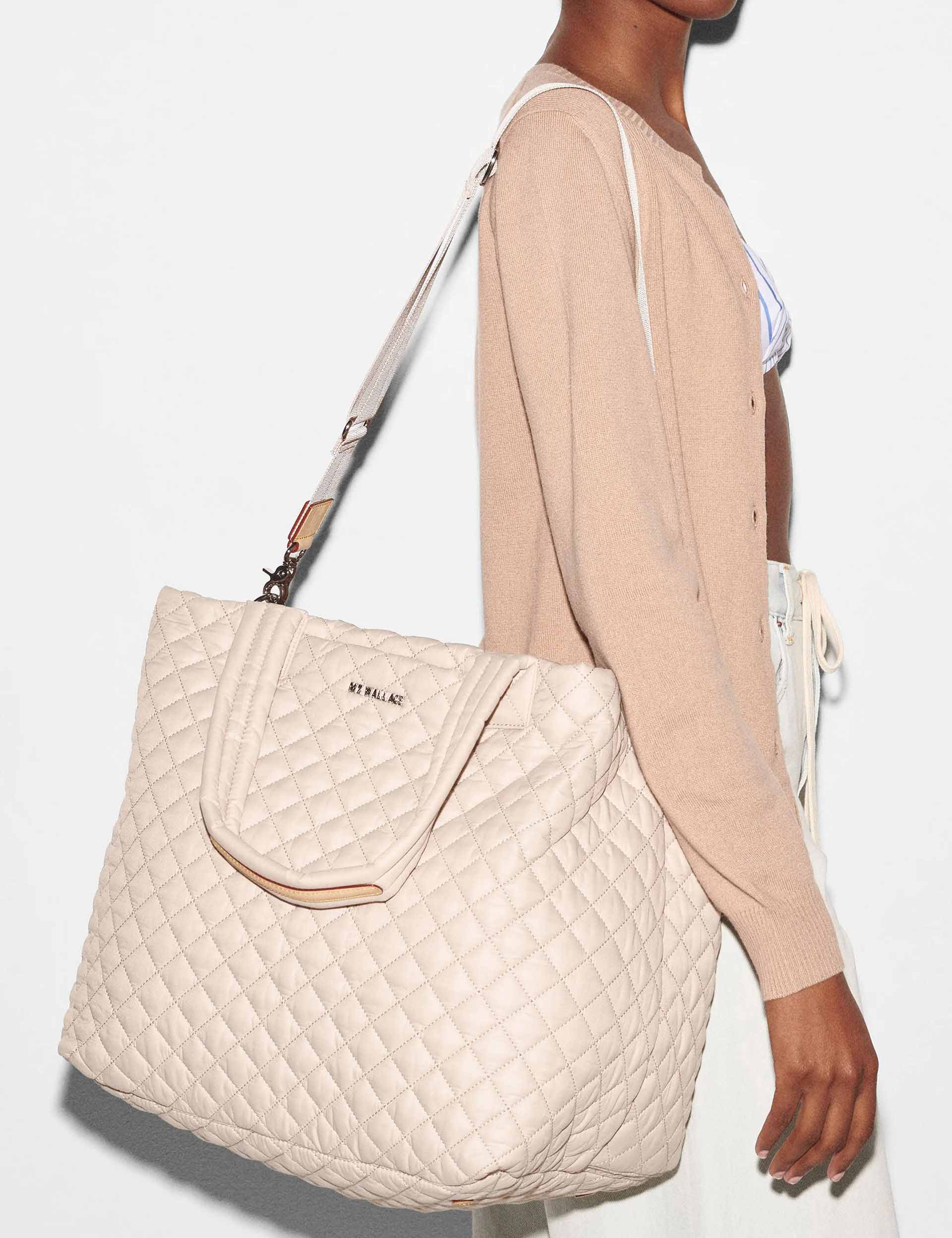 Premium Large Metro Tote Bag - Stylish Mushroom Pattern Design for Women | Spacious Work & Travel Tote | Perfect for Office, Shopping & Beach Outings