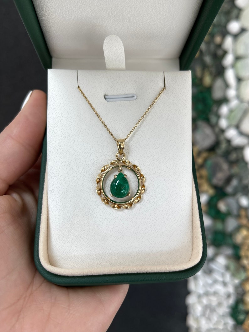 3.75 Carat 14K Gold Natural Emerald Pear Cut Cabochon Vintage Solitaire Pendant Necklace for Women - Perfect Anniversary Gift, Wedding Jewelry & Special Occasion Accessory