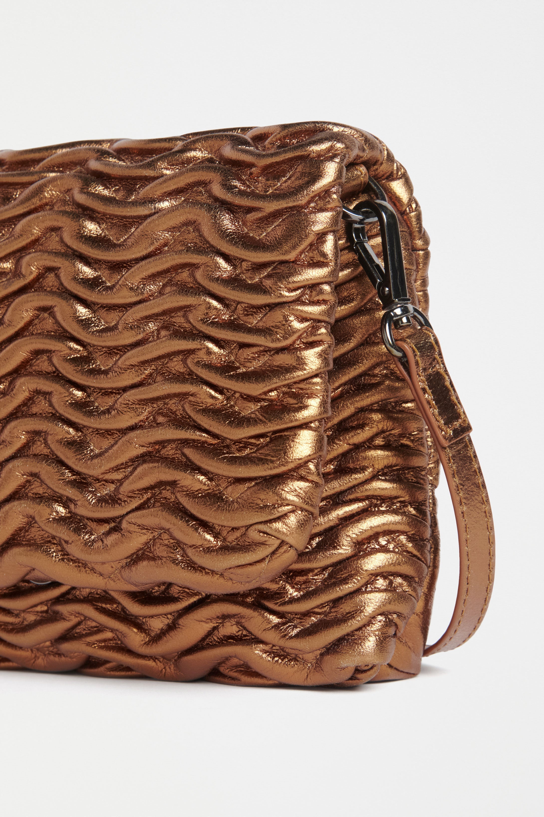 Stylish Plissi Crossbody Bag for Women - Fashionable & Lightweight Shoulder Purse - Perfect for Travel, Shopping & Everyday Use