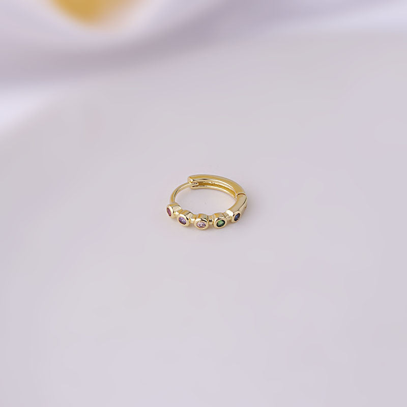 18K Gold Dainty Heart Cartilage Huggie Hoop Earrings for Women - Minimalist Tiny Heart Stud Earrings for Cartilage & Helix Piercing - Perfect for Everyday Wear, Date Night & Gifts (HSPJ677)