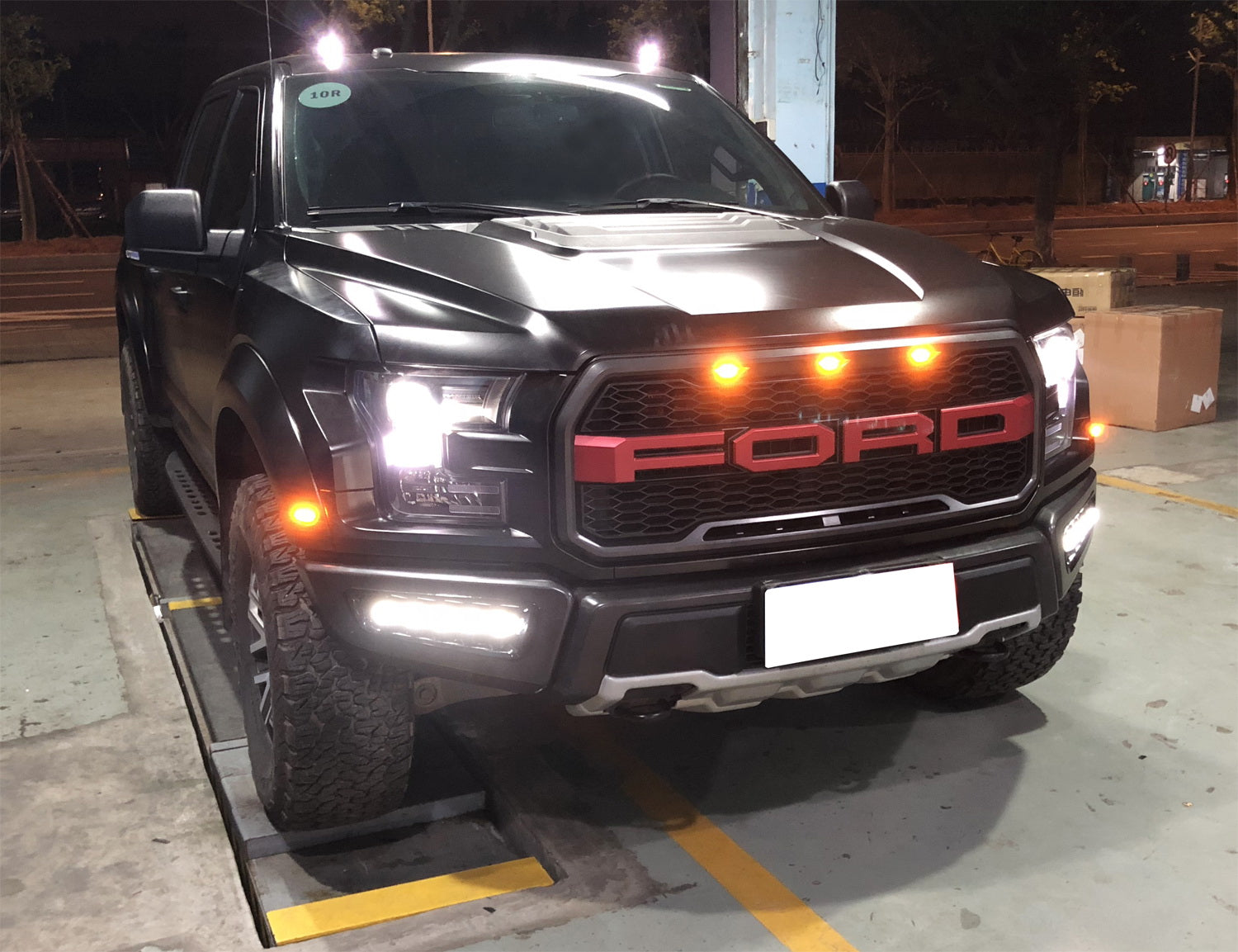 5-Pack White/Amber Switchback LED Daytime Running Lights for 2017-2020 Ford Raptor - DRL Fog Lights for Off-Road & Night Driving