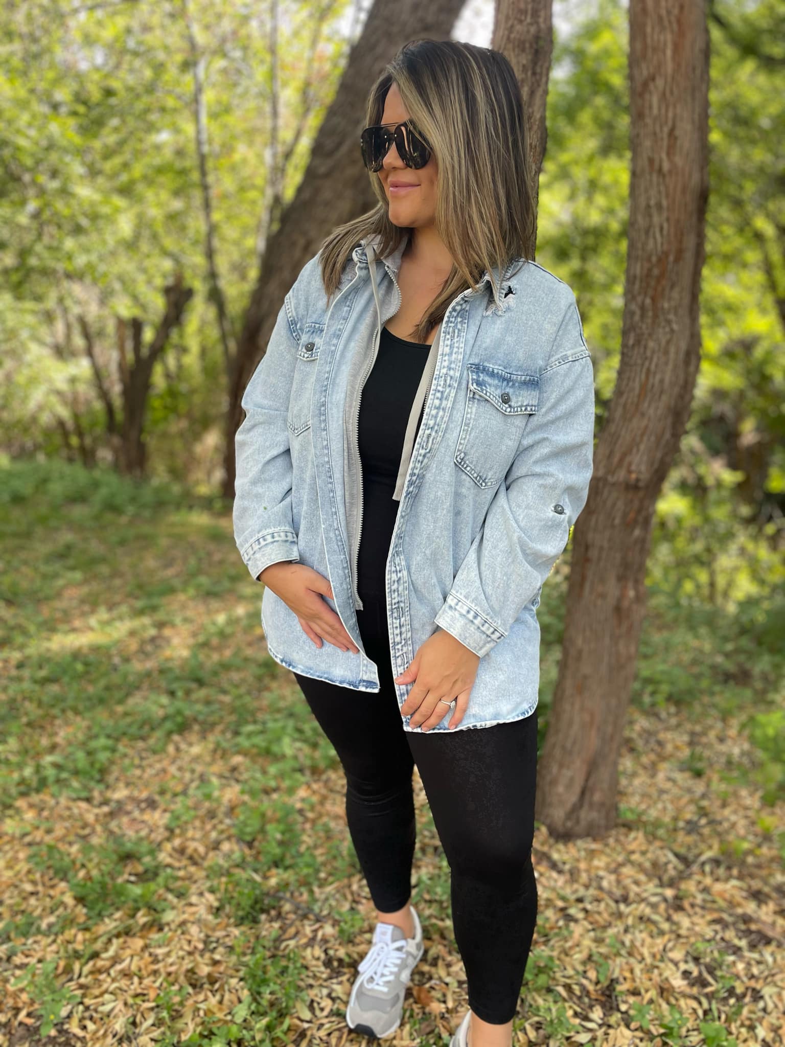 Lightwash Hooded Denim Shacket Jacket for Women - Stylish Oversized Button Up Shirt Jacket with Pockets - Perfect for Casual Outfits, Layering & Fall Fashion