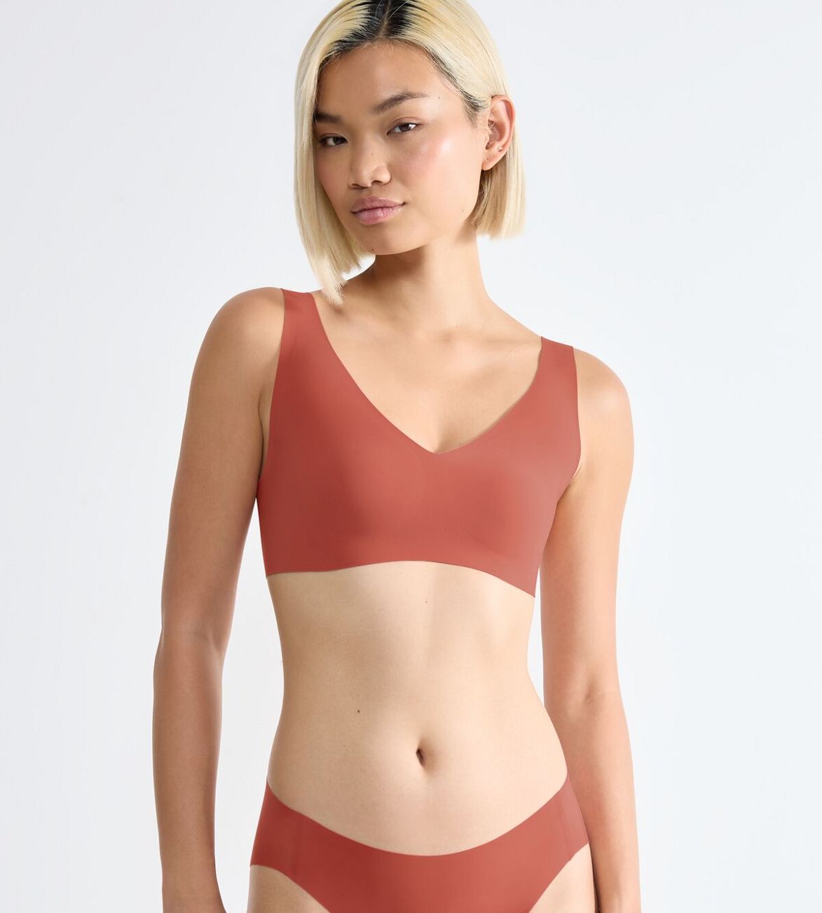 SLOGGI ZERO FEEL 2.0 BRALETTE - Ultra Soft Wireless Bra for Women - Seamless Comfort Everyday Wear - Perfect for Yoga, Lounge & Sleep
