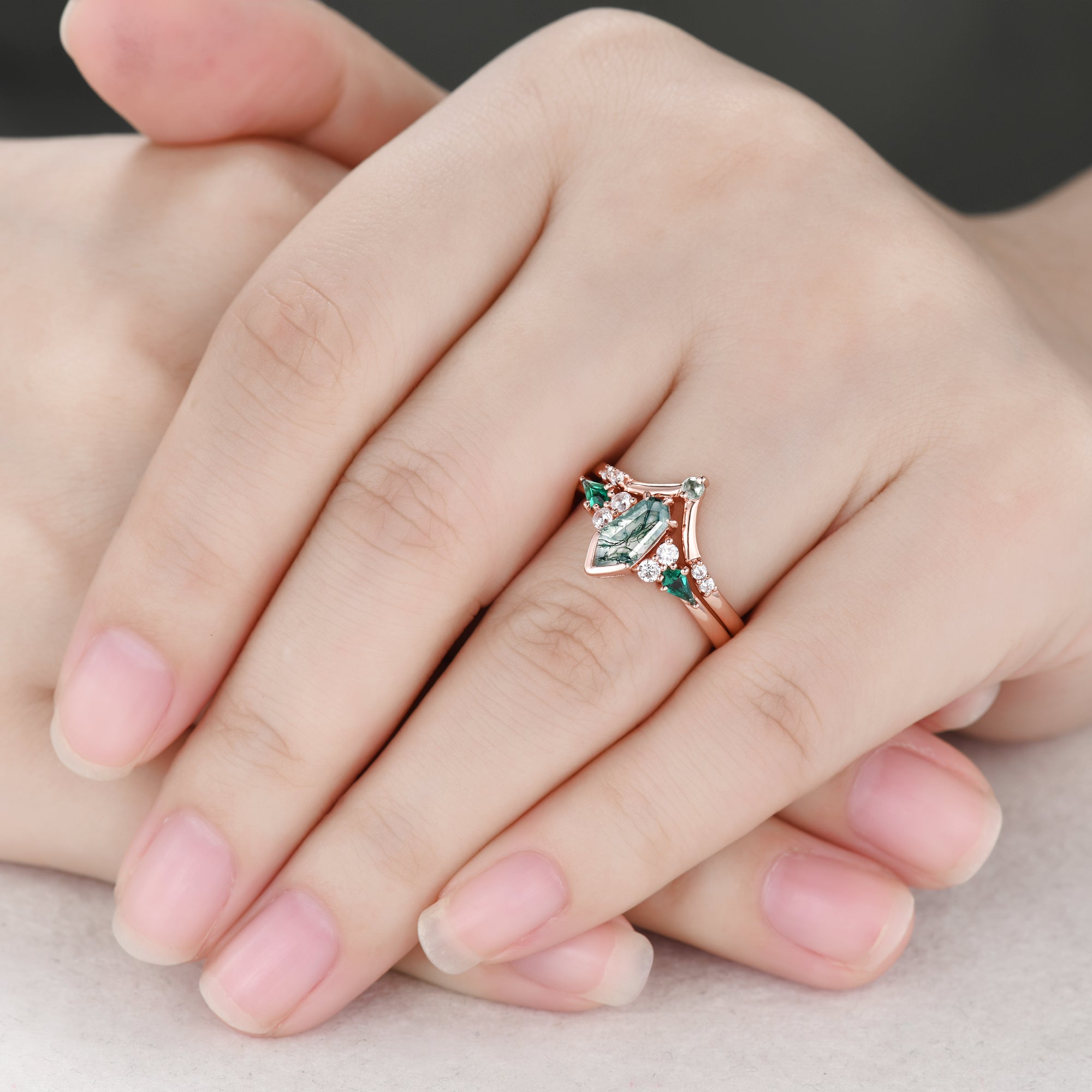 Unique Moss Agate Wedding Ring Set in Rose Gold - Gothic Engagement Ring with Coffin Shield Cut - Perfect for Alternative Weddings, Dark Romance & Gothic Bridal Jewelry