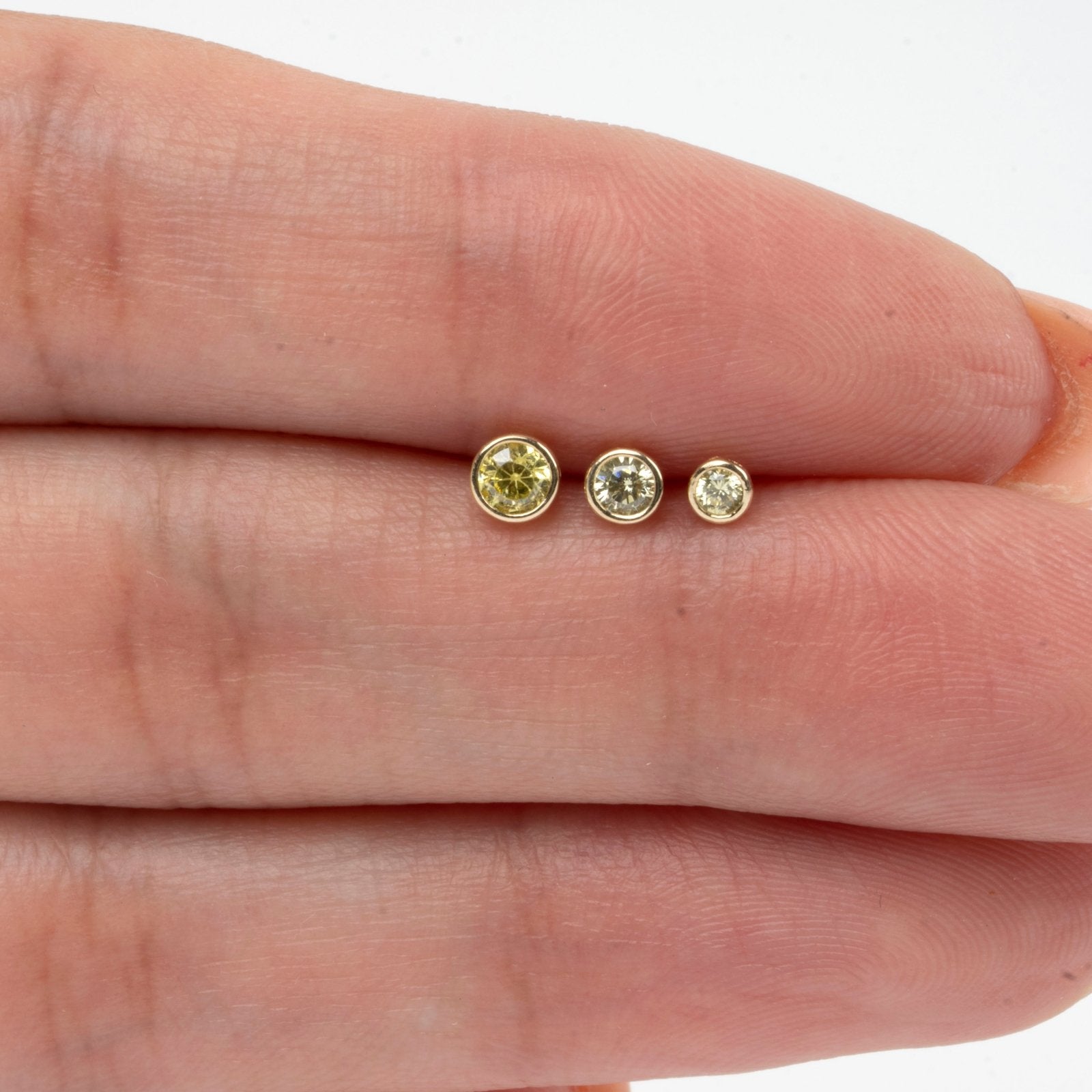 14K Yellow Gold Round Citrine Stud Earrings - Flat Back Bezel Set Gemstone Jewelry for Women - Perfect for Everyday Wear, Parties & Gifts