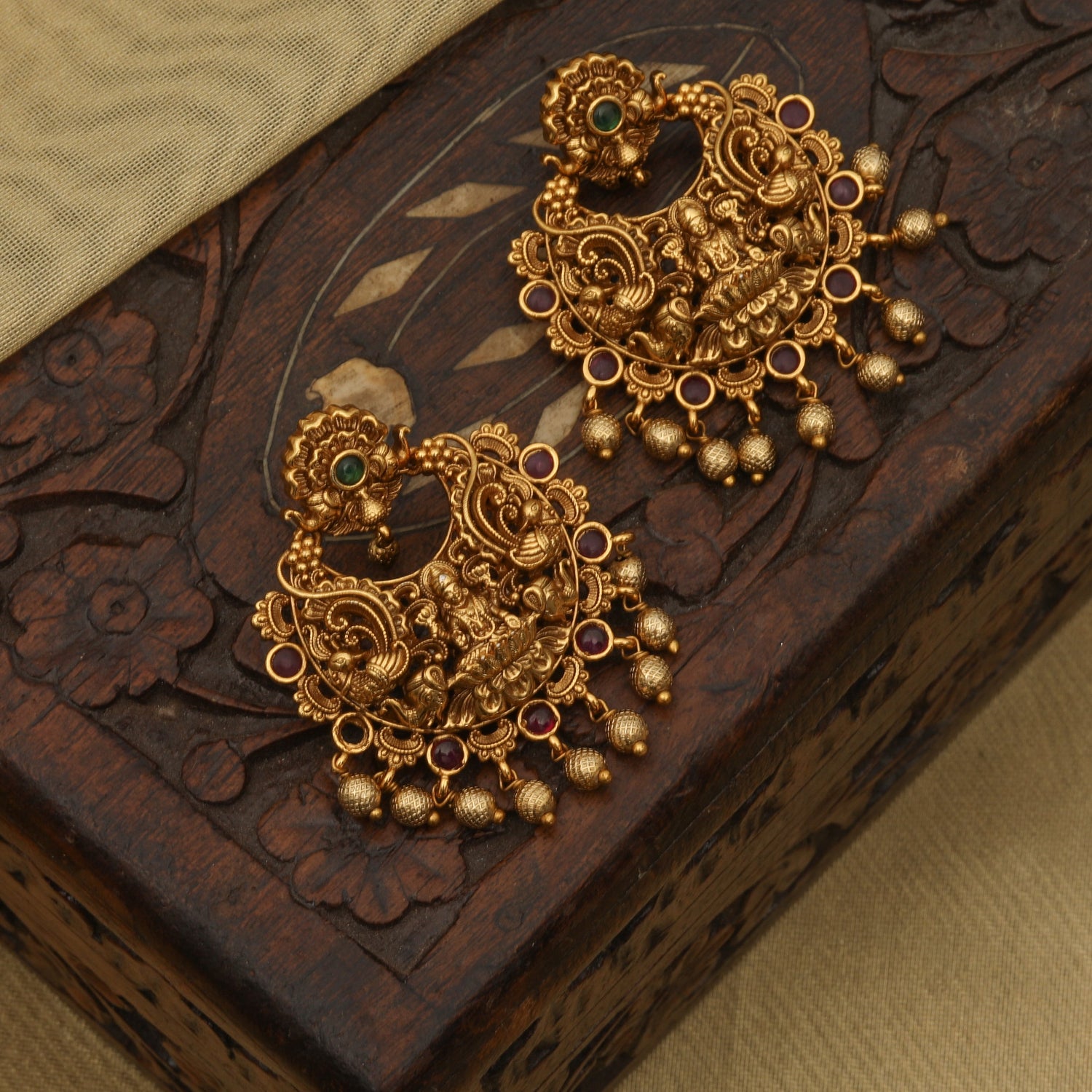 Lakshita Antique Chandbali Earrings for Women - Indian Traditional Jewelry - Handmade Ethnic Bridal Earrings - Perfect for Weddings, Parties & Festivals