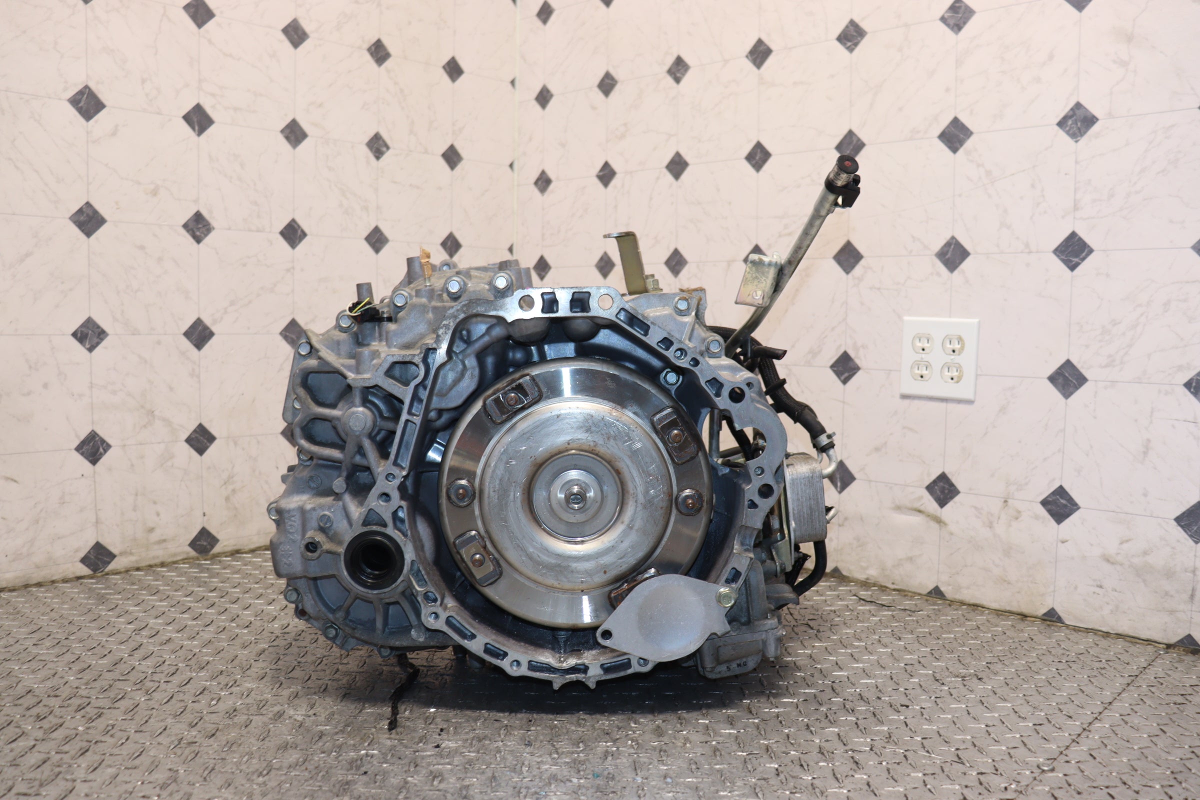 JDM CVT Transmission for 2009-2014 Nissan Murano 3.5L - Replacement Auto Part for Smooth Gear Shifting | Perfect for Off-Roading & Daily Commuting