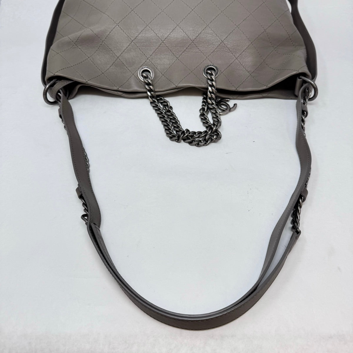 Chanel Messenger Strap Hobo Bag - Luxury Leather Crossbody Shoulder Bag for Women | Perfect for Work, Travel & Everyday Use