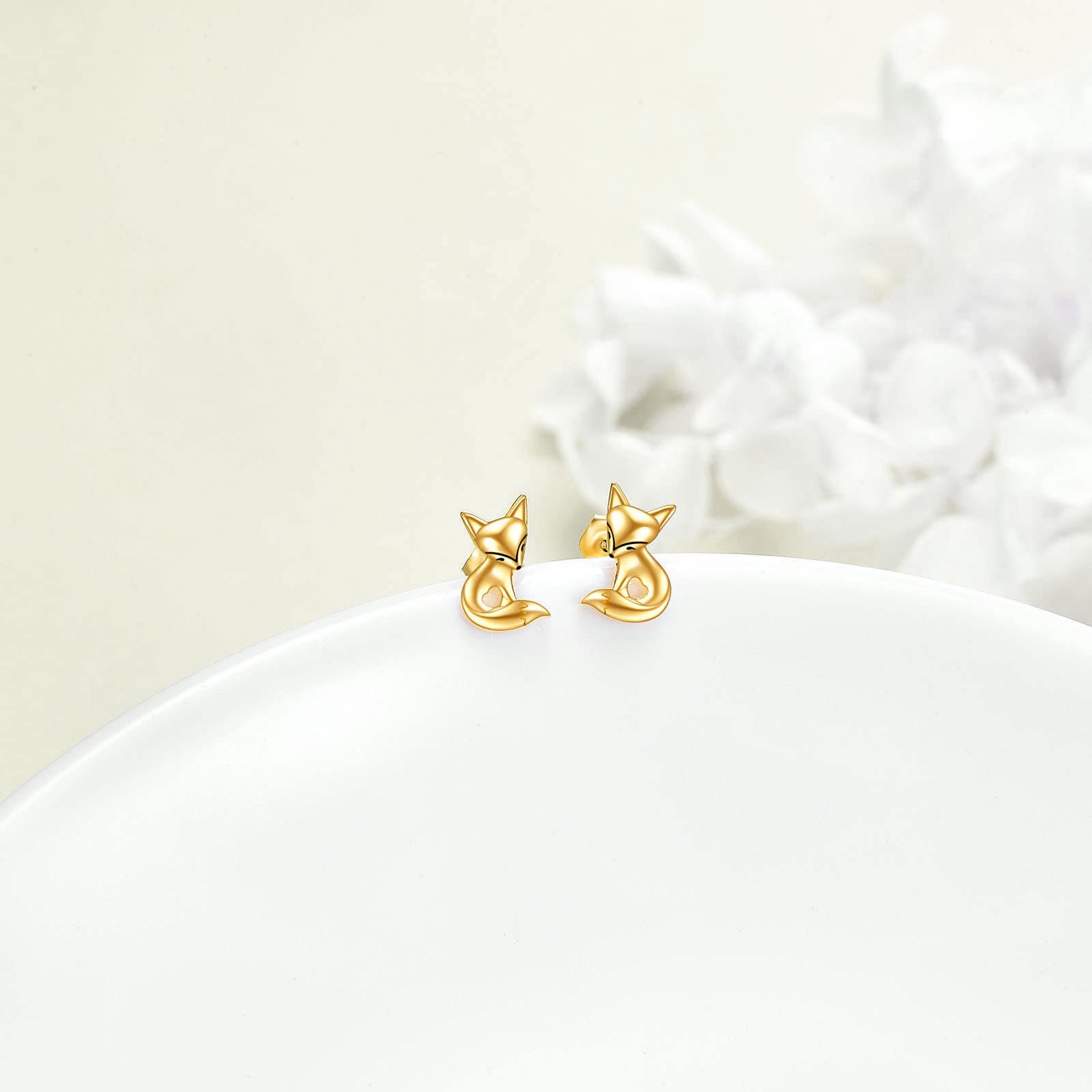 14K Gold Fox Stud Earrings for Women - Elegant Animal Jewelry Gift for Daughter, Girlfriend & Wife - Perfect for Birthday, Anniversary & Everyday Wear