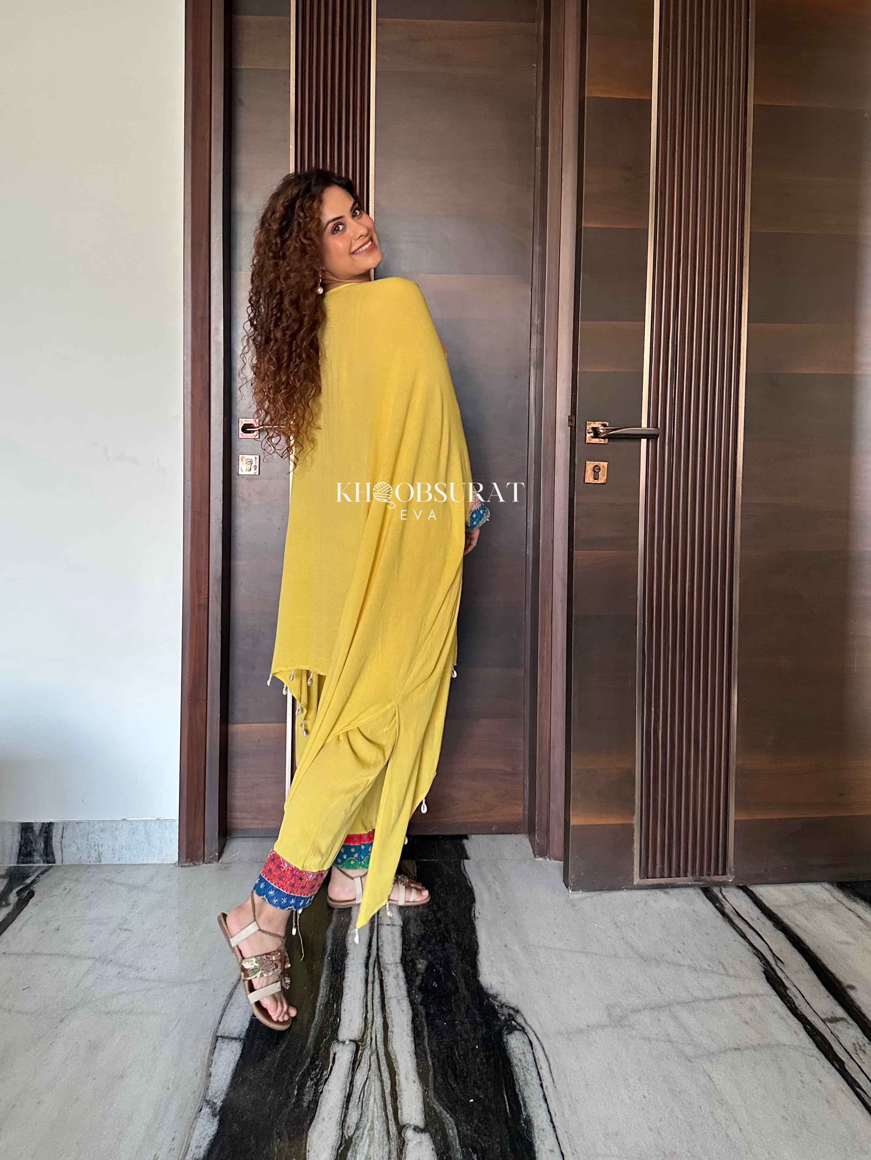Stylish Yellow Women's Coordinated Outfit Set | Trendy Matching Top & Bottom | Perfect for Casual Wear, Summer Outfits & Street Style Fashion
