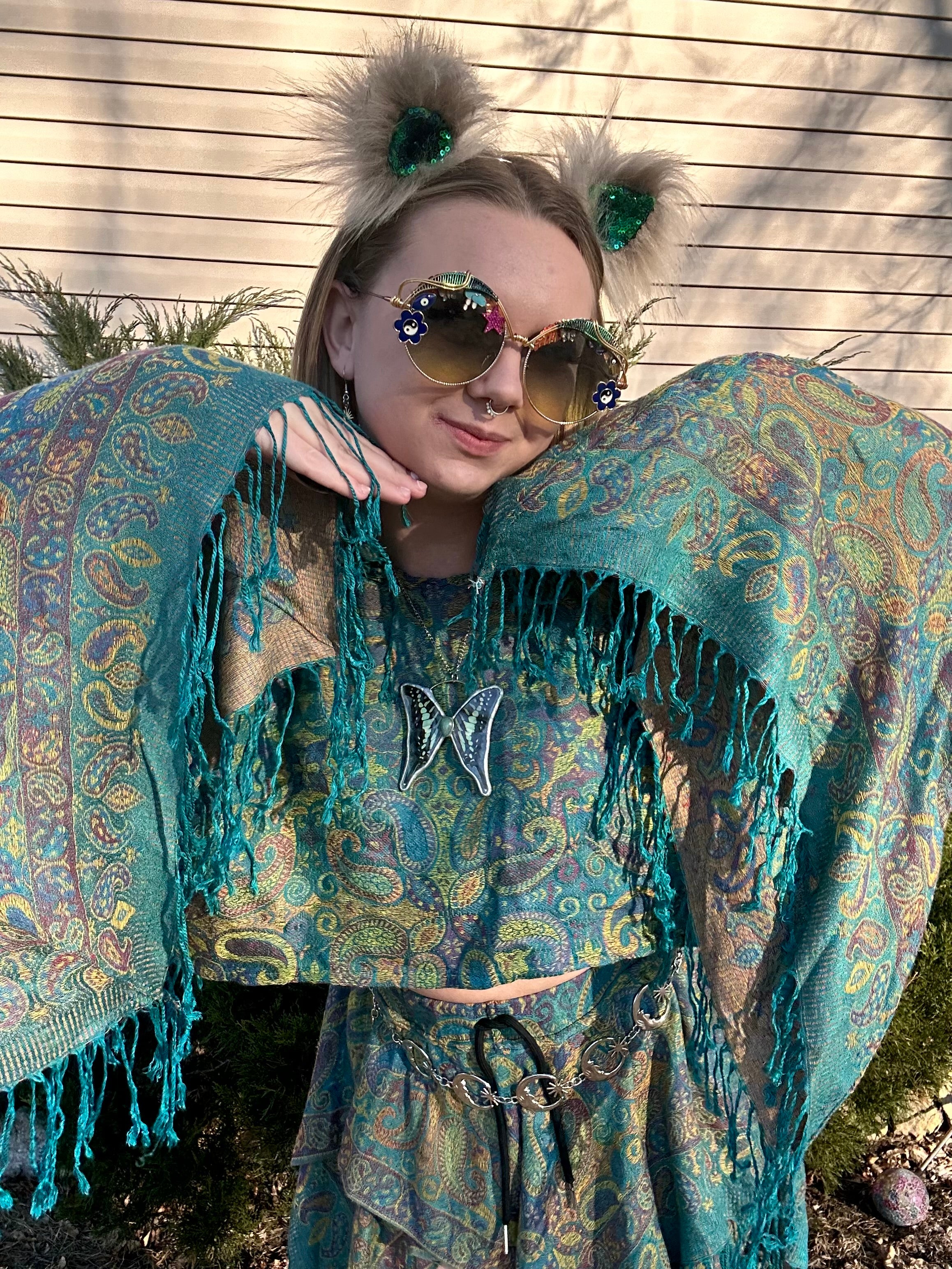 Stylish 2-Piece Teal Paisley Outfit Set for Women | Trendy Matching Top & Bottom | Perfect for Summer Vacations, Beach Trips & Casual Outings