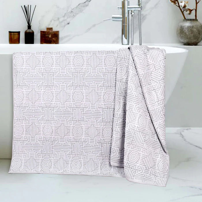 Premium Cotton Modern Geometric Jacquard Plush Bath Towel Set of 2 - Ultra Absorbent & Quick Dry Bath Sheets for Spa, Gym & Luxury Bathroom Decor