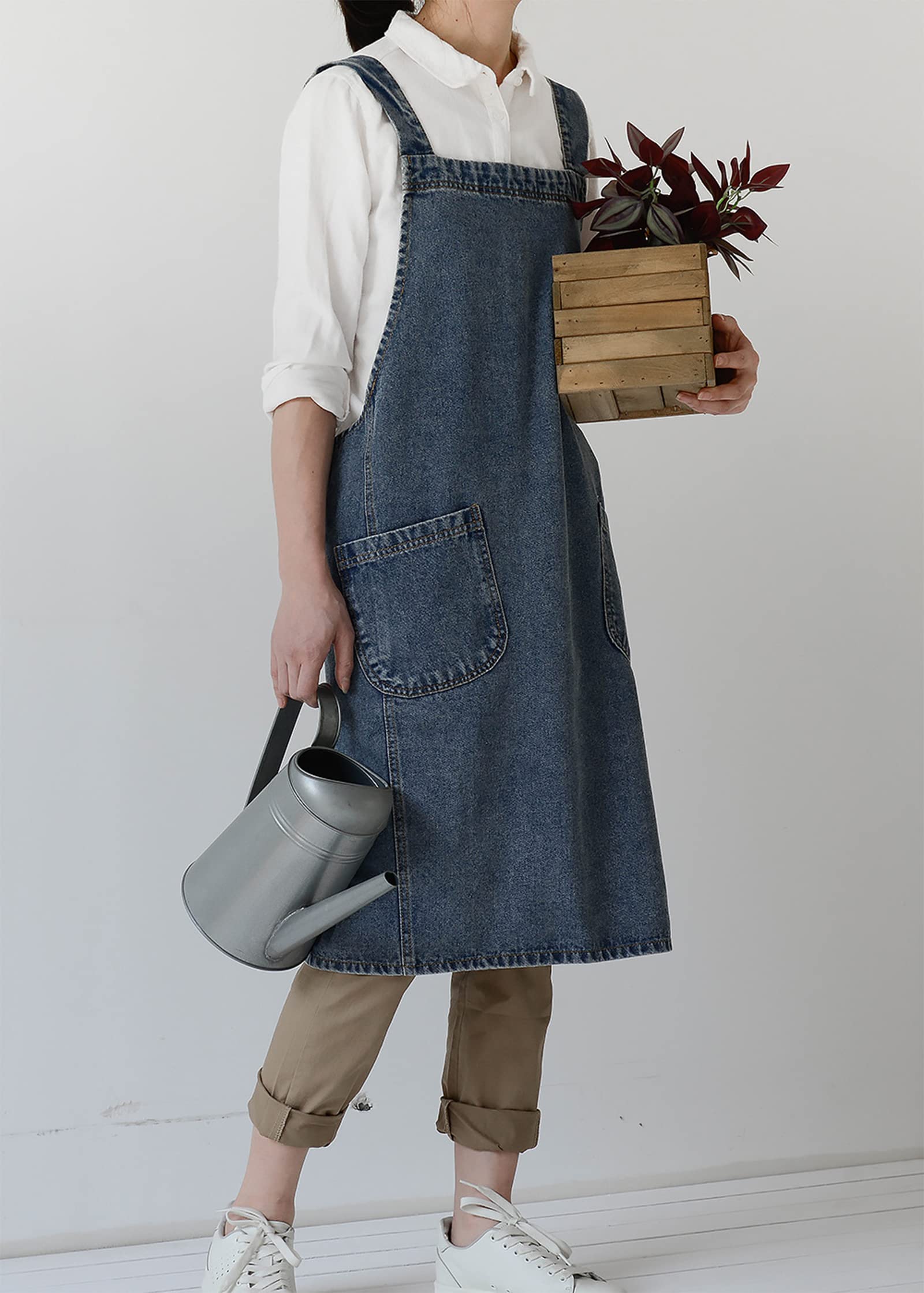Premium Cotton Denim Apron for Women - Adjustable Chef Kitchen Apron with Pockets - Ideal for Cooking, Baking, Gardening & Painting - Perfect Gift for Home Cooks & DIY Enthusiasts