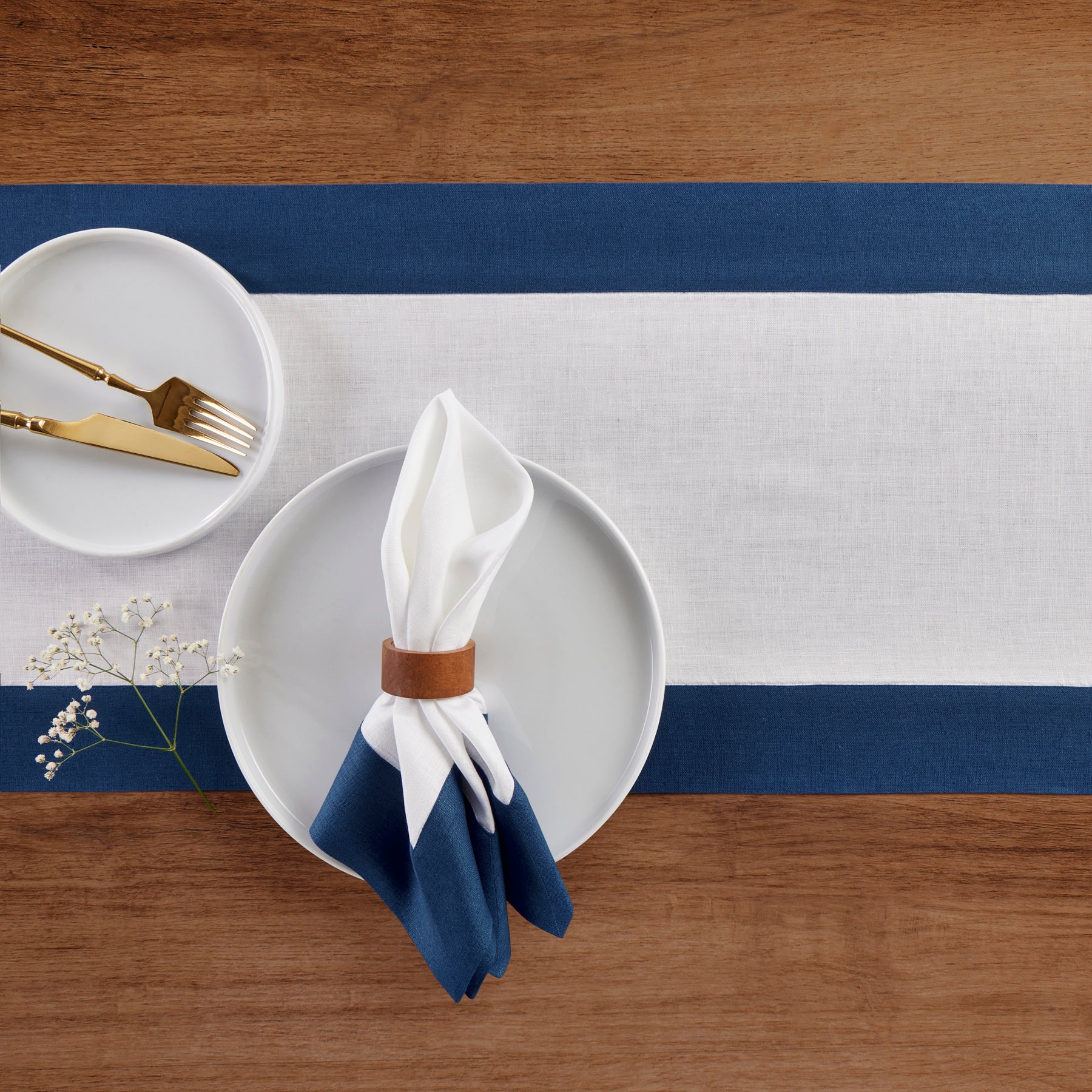 Elegant Contempo Table Runner - Premium Dining Decor for Weddings, Holidays & Everyday Use