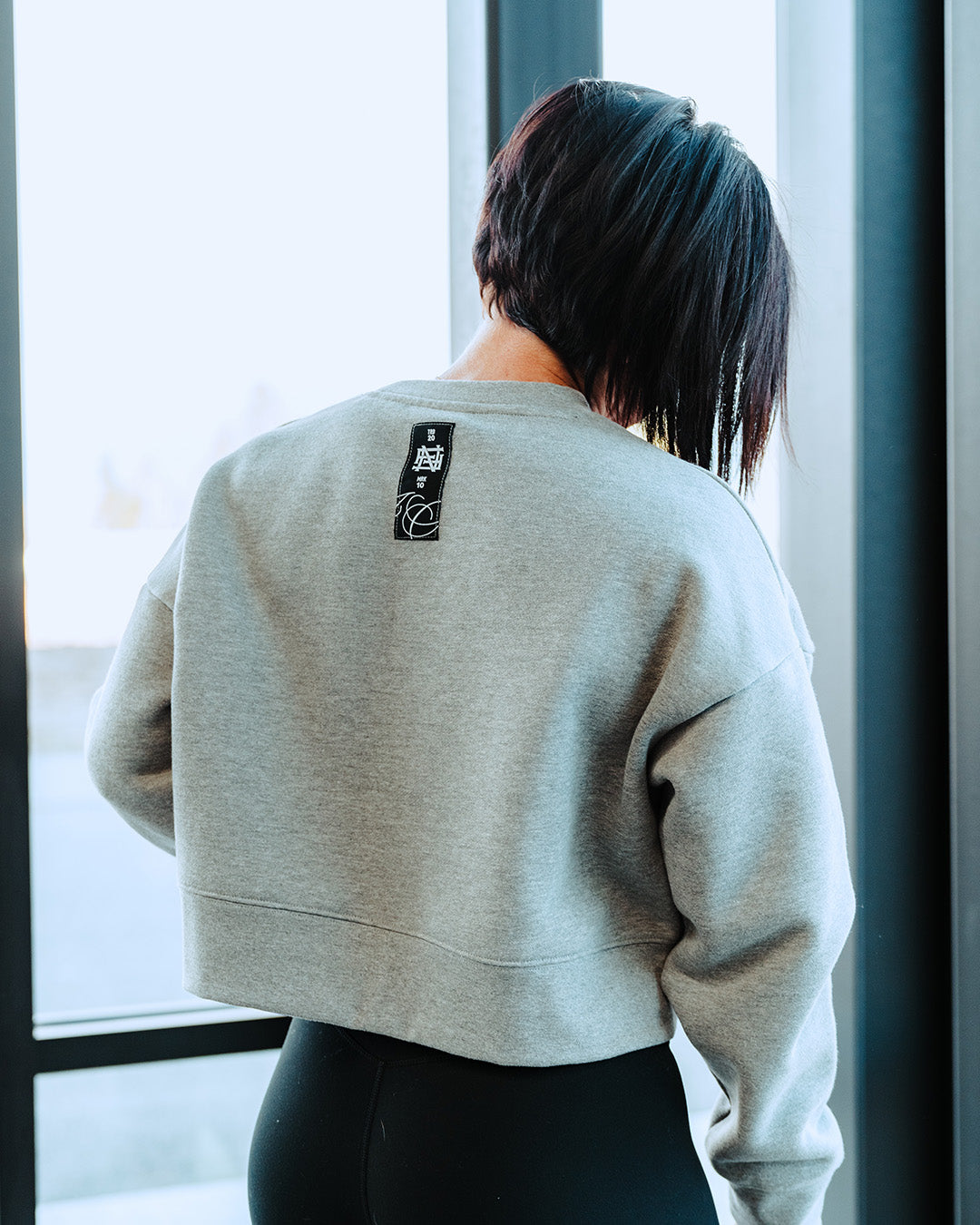 Women's Oversized Crop Crewneck Sweatshirt - Heather Grey | Casual Loungewear & Streetwear for Everyday Comfort