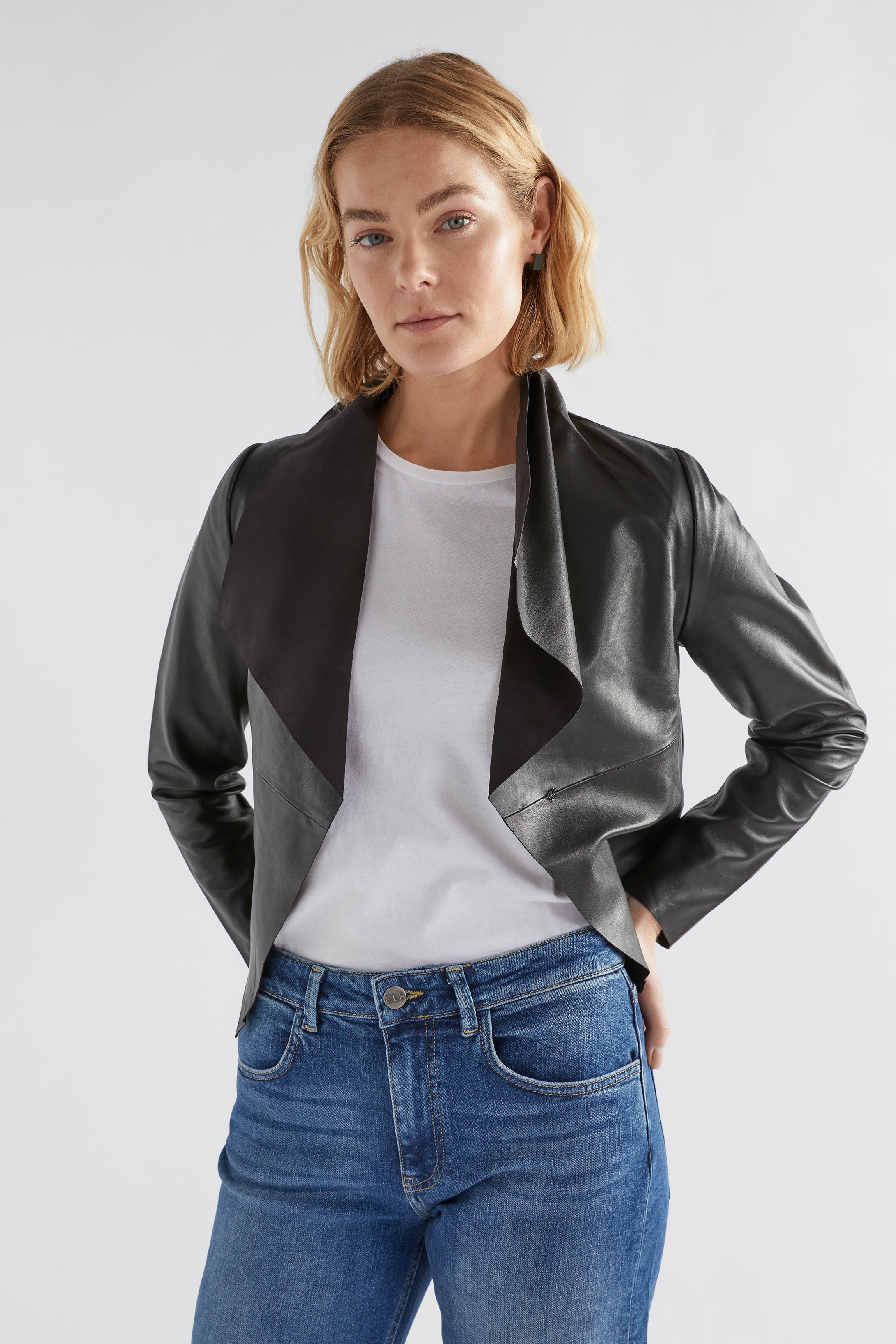 Premium Genuine Leather Jacket for Men & Women - Stylish & Durable Outerwear for Fall, Winter & Motorcycle Riding