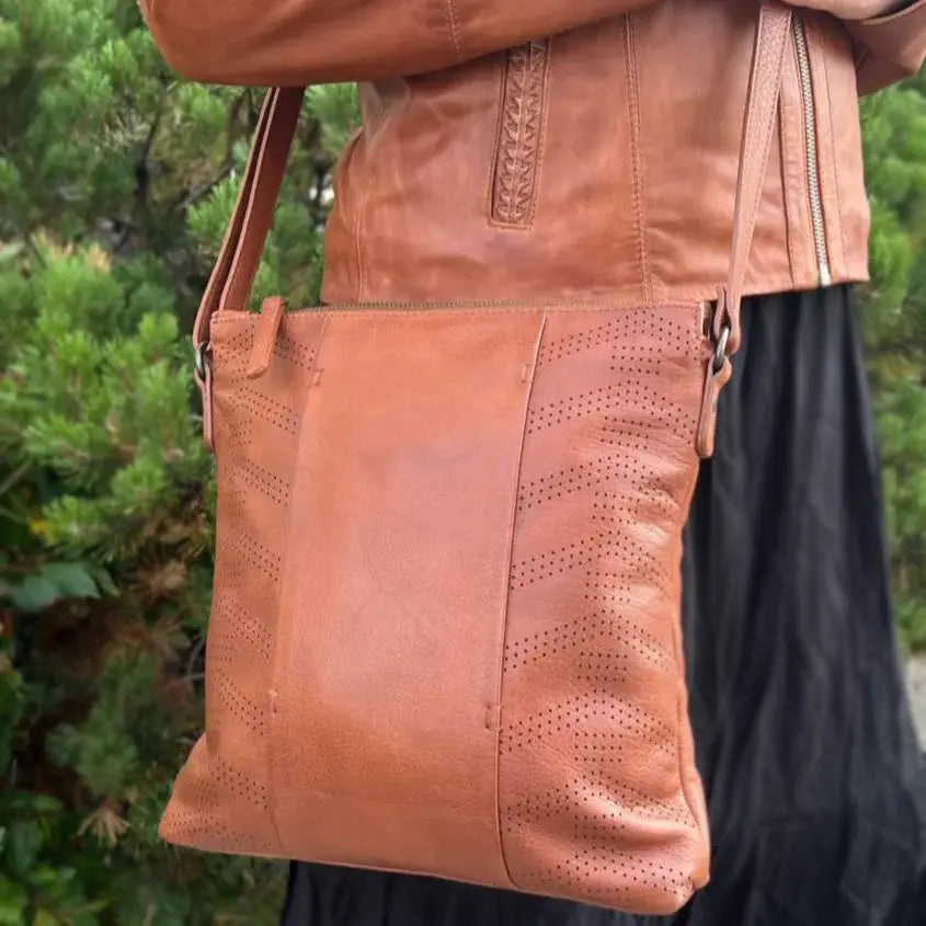 MET Three Chamber Leather Handbag Crossbody Bag for Women - Stylish & Durable Genuine Leather Purse for Work, Travel & Everyday Use