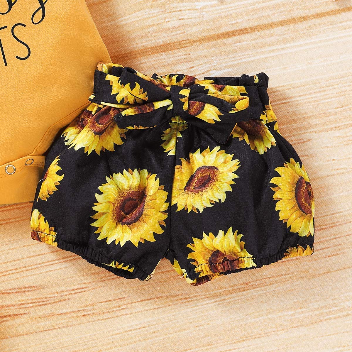 Adorable Newborn Baby Girl Outfits - Cute Ruffle Romper & Headband Set for Summer | Perfect for Photoshoots, Parties & Everyday Wear