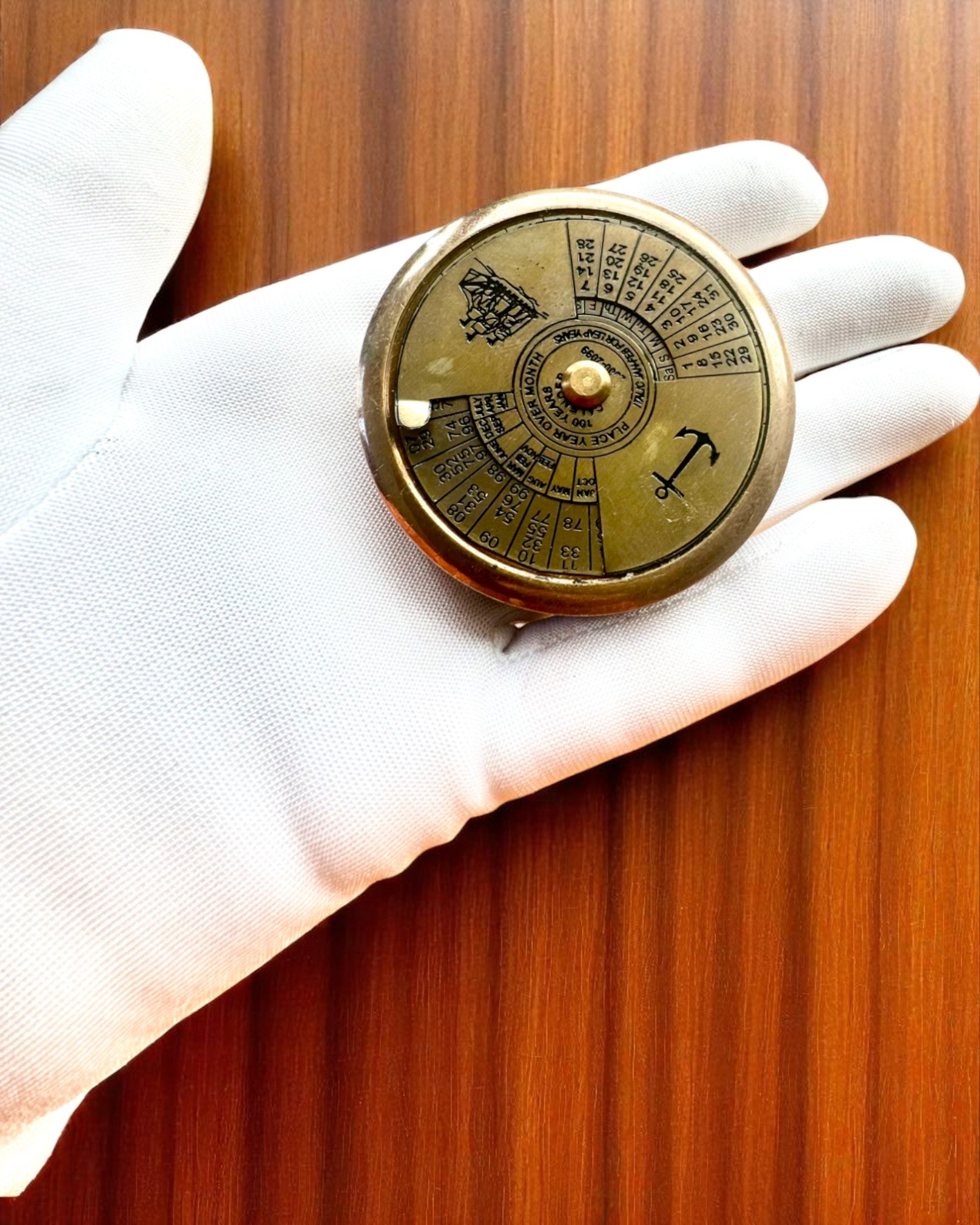 Mini Brass Captain's Calendar Navigator - 5cm Nautical Decor with Custom Engraving | Perfect Maritime Gift for Sailors, Office Desk Decor & Boat Enthusiasts