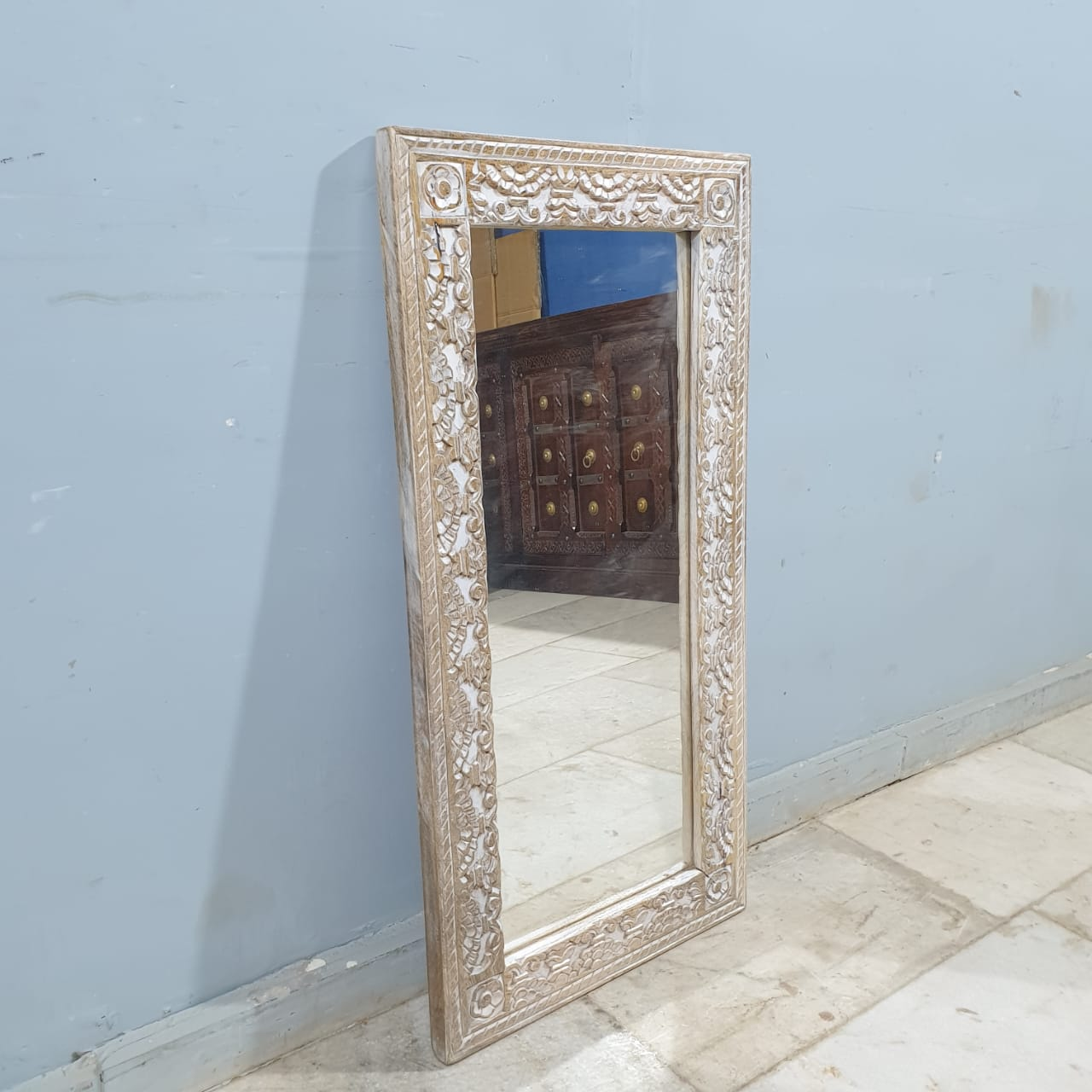 Handmade Indian Wooden Mirror Frame - Carved Whitewash Design 45x3x80cm - Boho Wall Decor for Bedroom, Living Room & Entryway